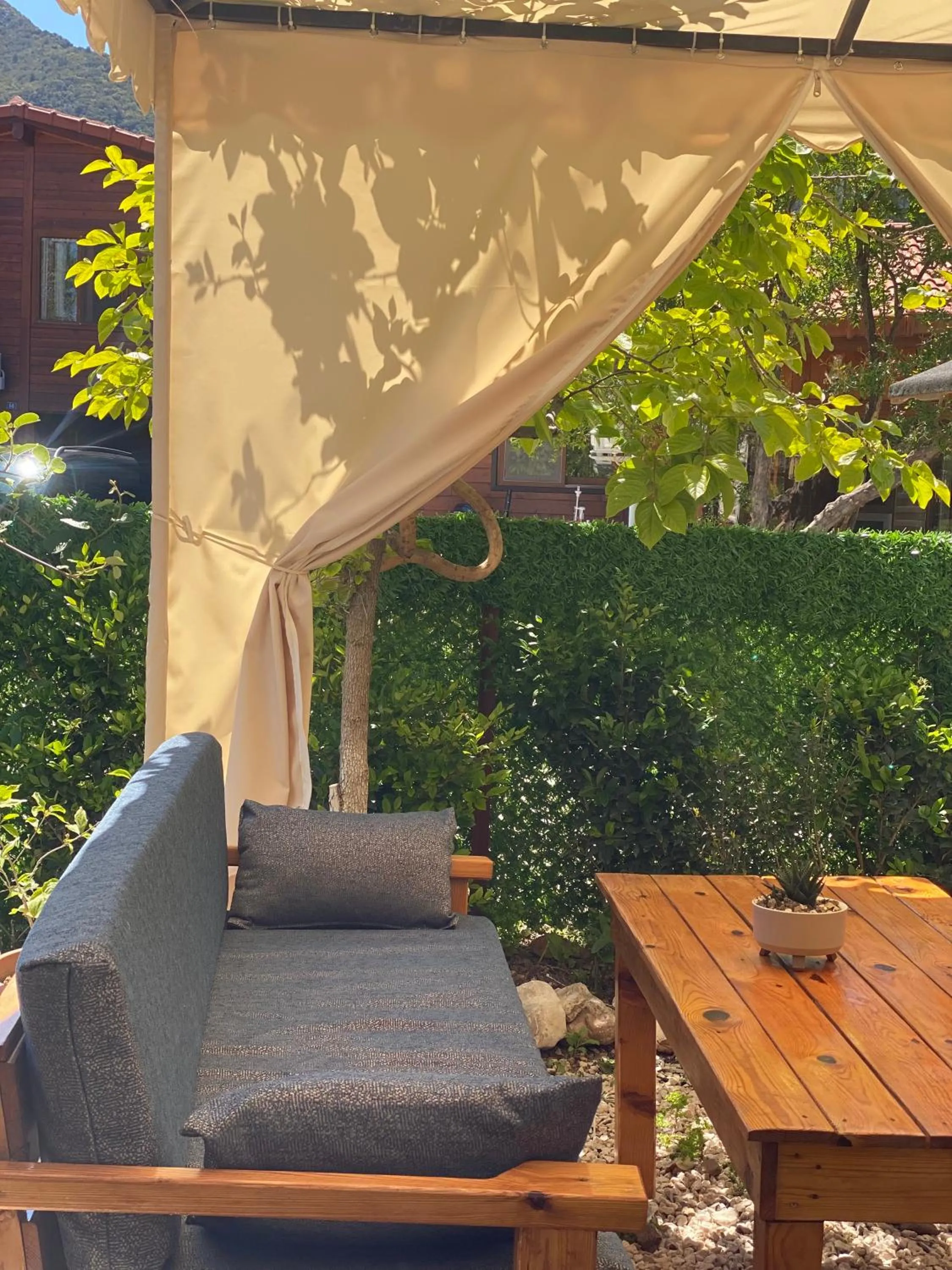 Garden in Rosemary Pansiyon