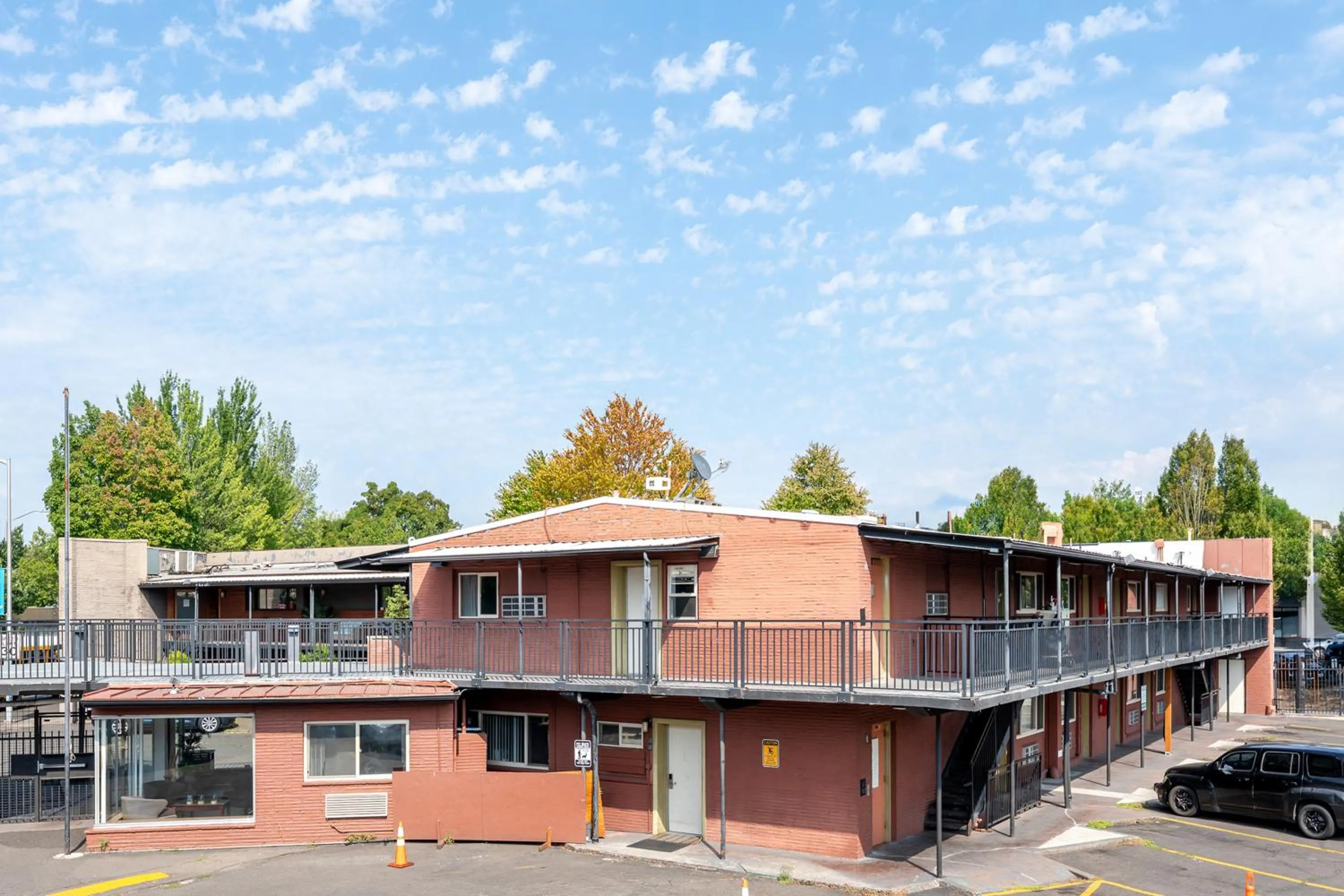 Property building in Banfield Studios By OYO Portland OR