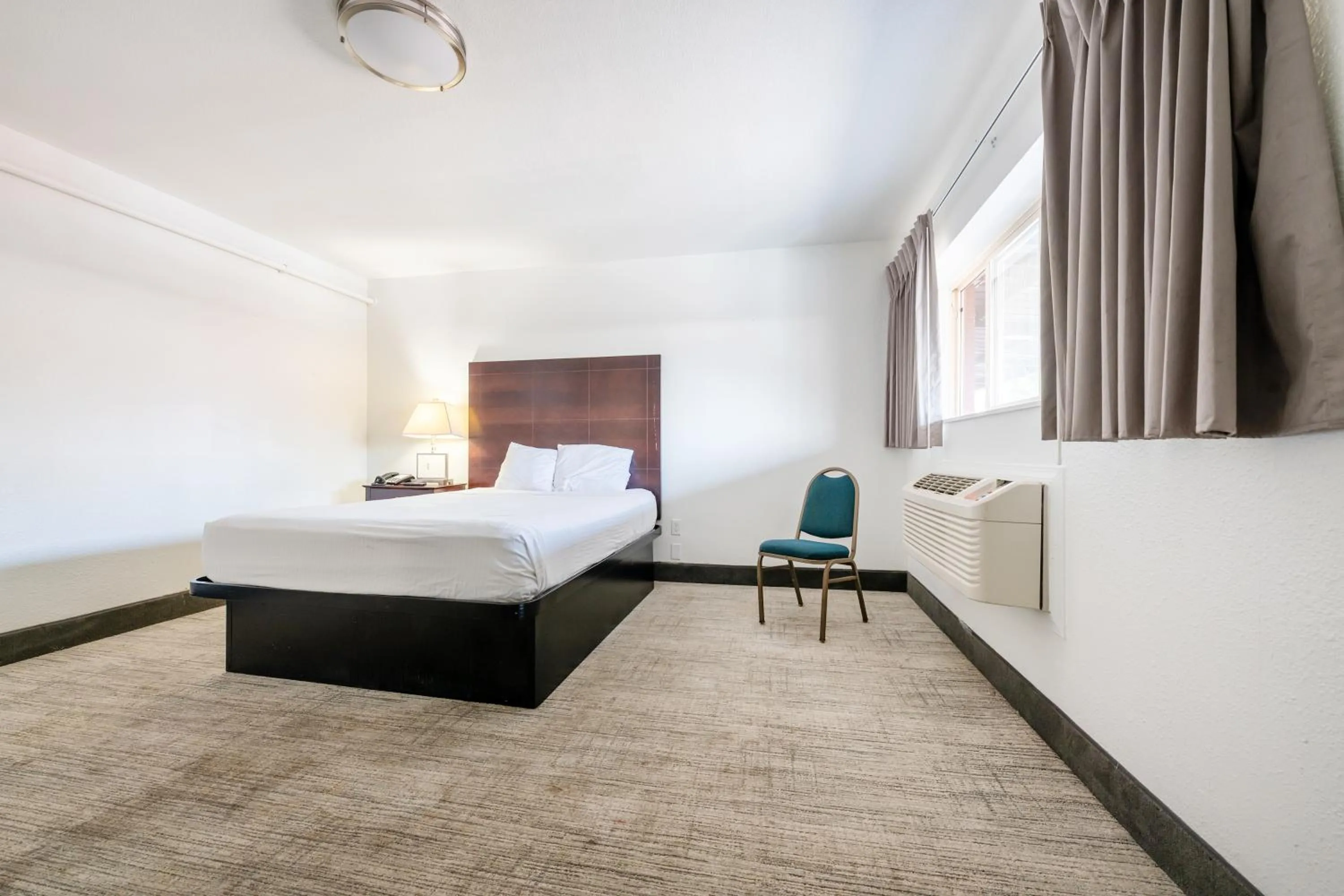 Bedroom, Bed in Banfield Studios By OYO Portland OR