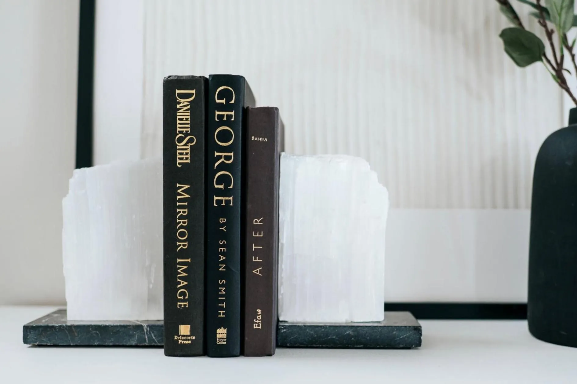 Modern and Bright Luxury Home Centrally Located in Toronto’s GTA