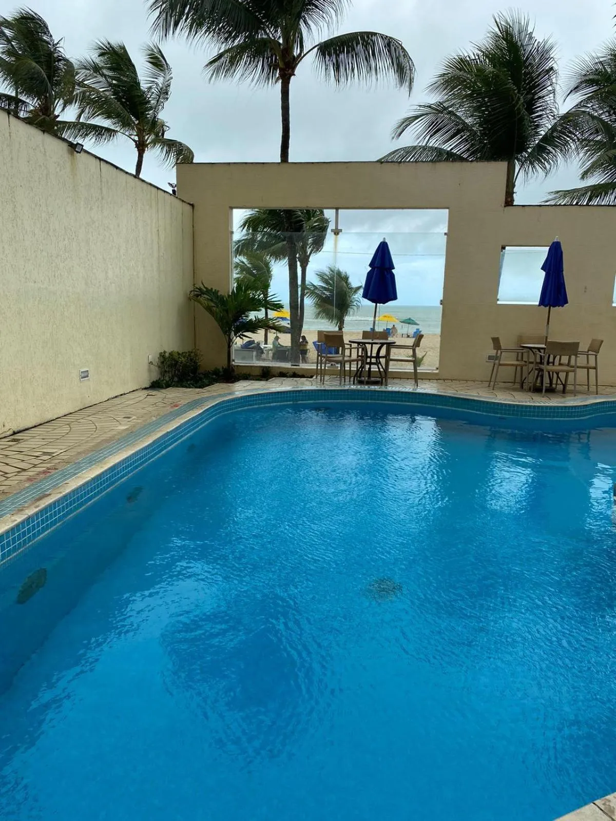 Swimming pool in Flat Beira Mar Piedade