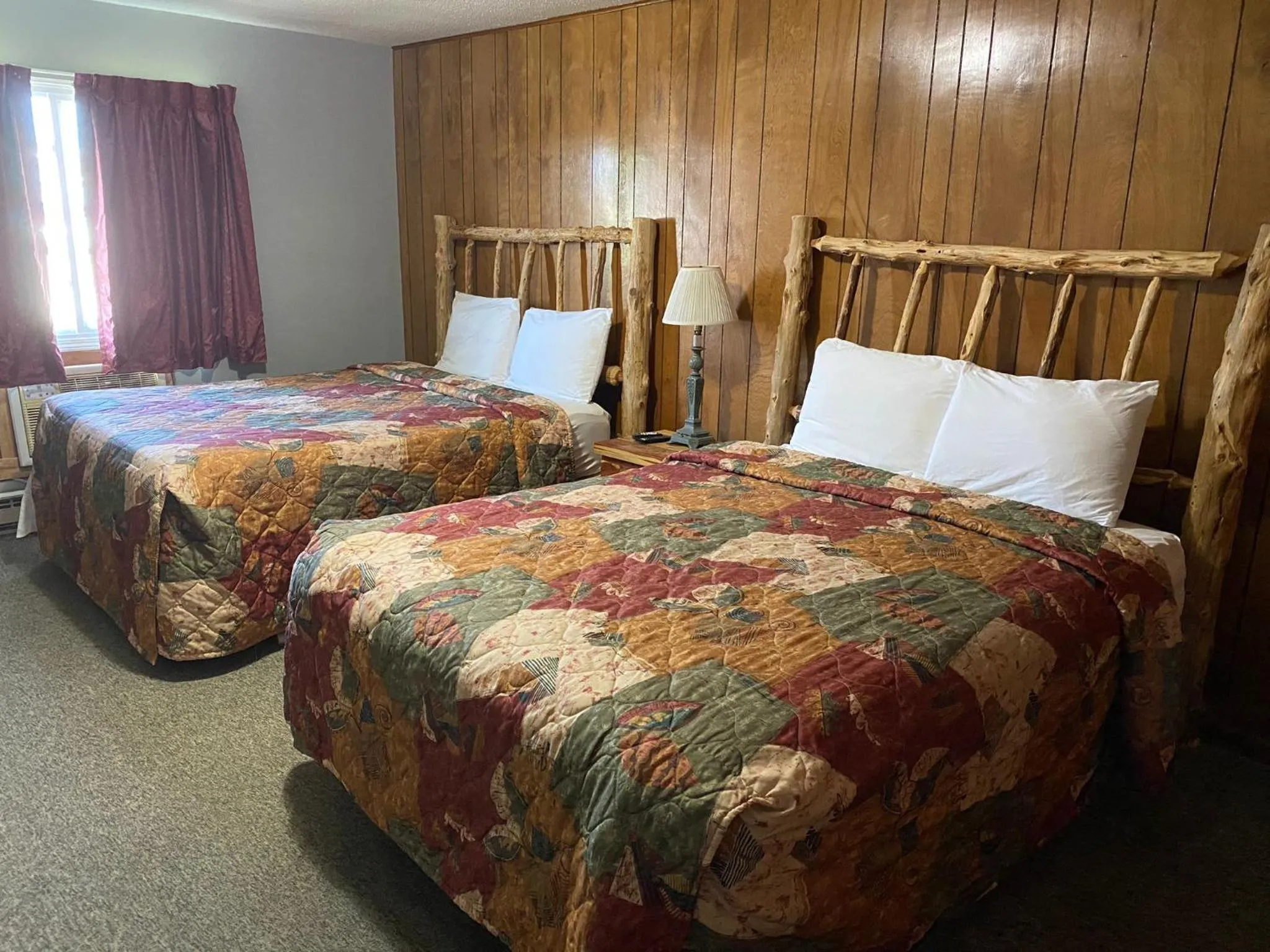 Bed in Celebrity Inn