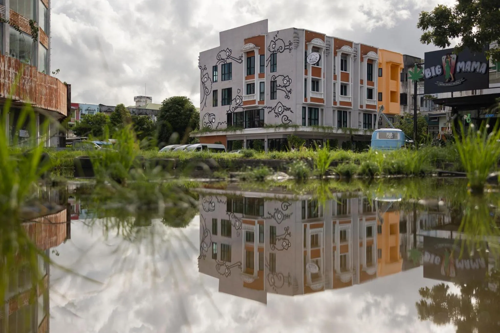 Property building in Chamemon Bed Phuket Town