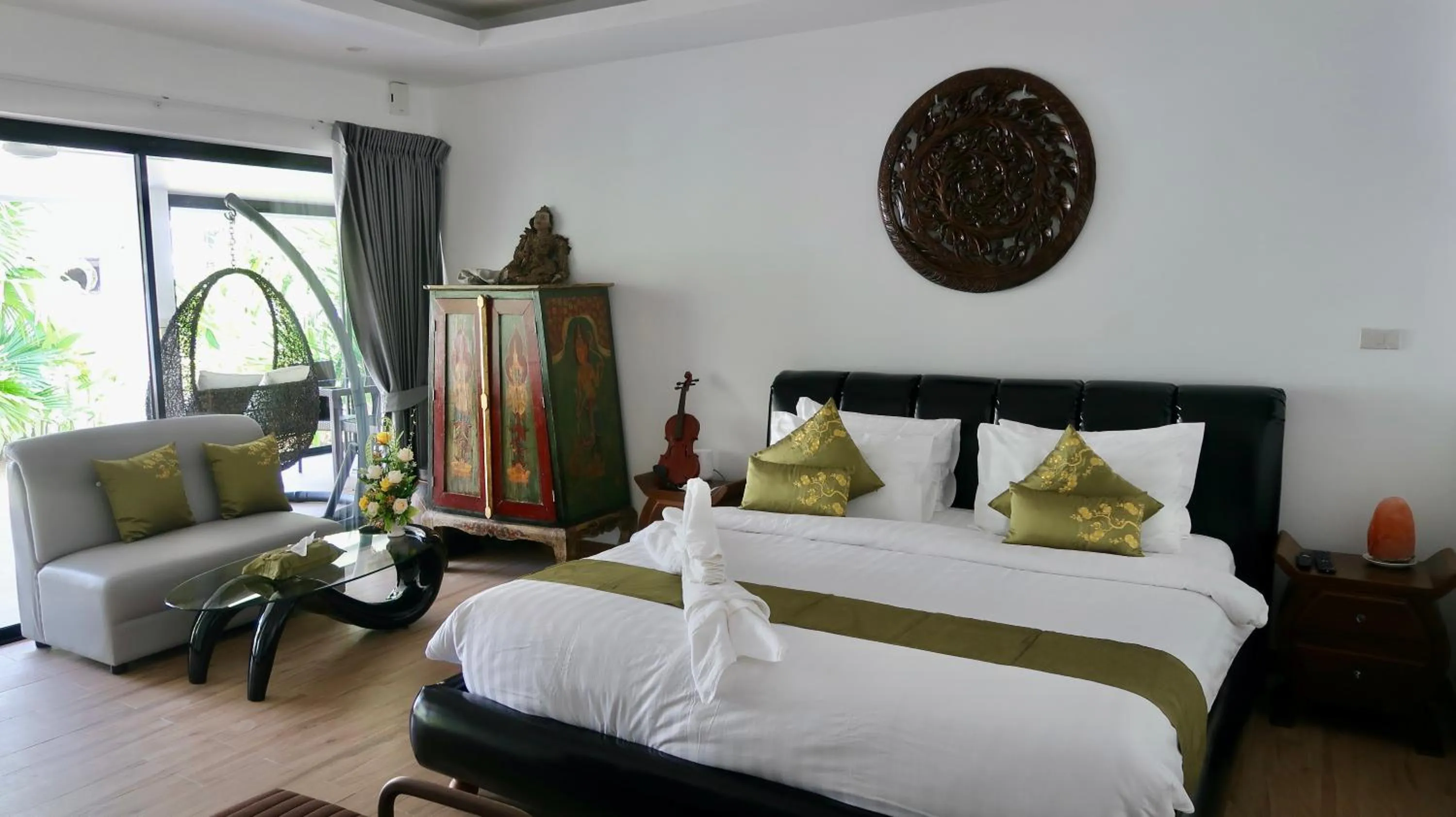 Bed in Jasmine Village