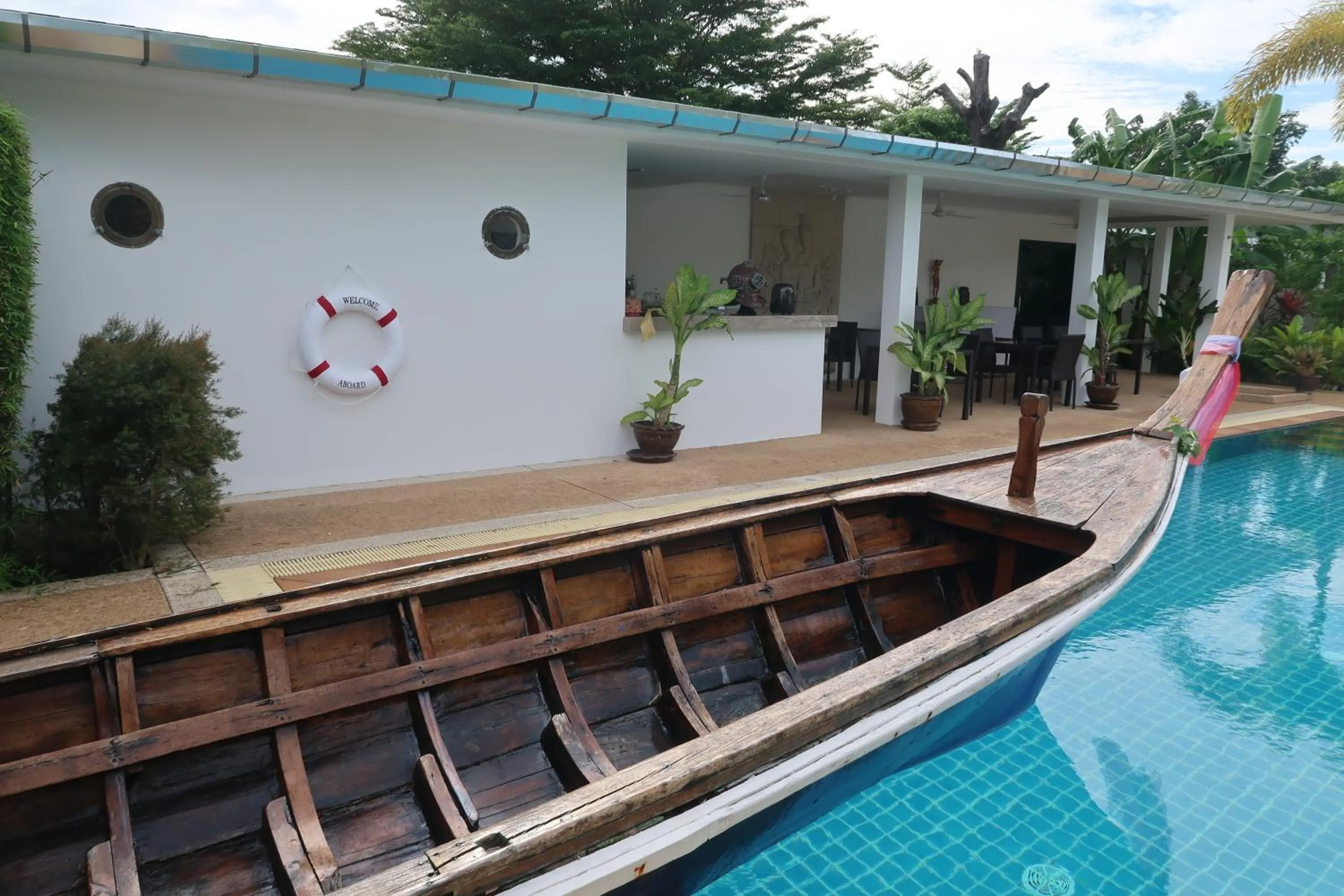 Swimming pool in Jasmine Village