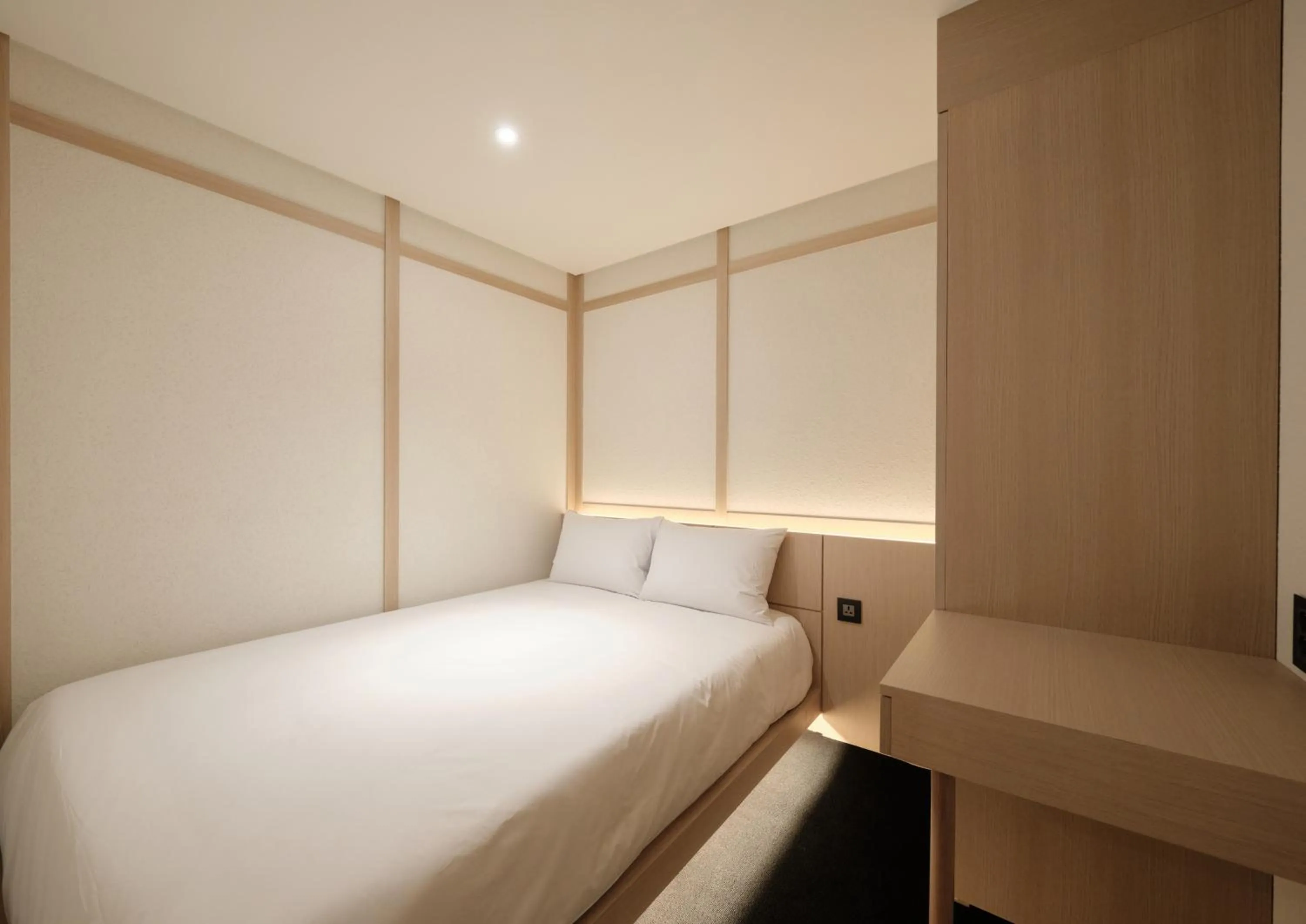 Bed in UH Suite Central Seoul