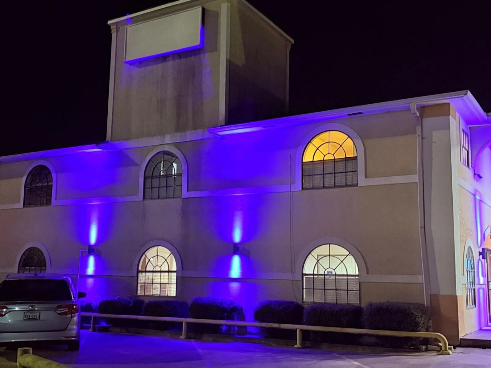 Property building in Executive Inn & Suites Lufkin US 59