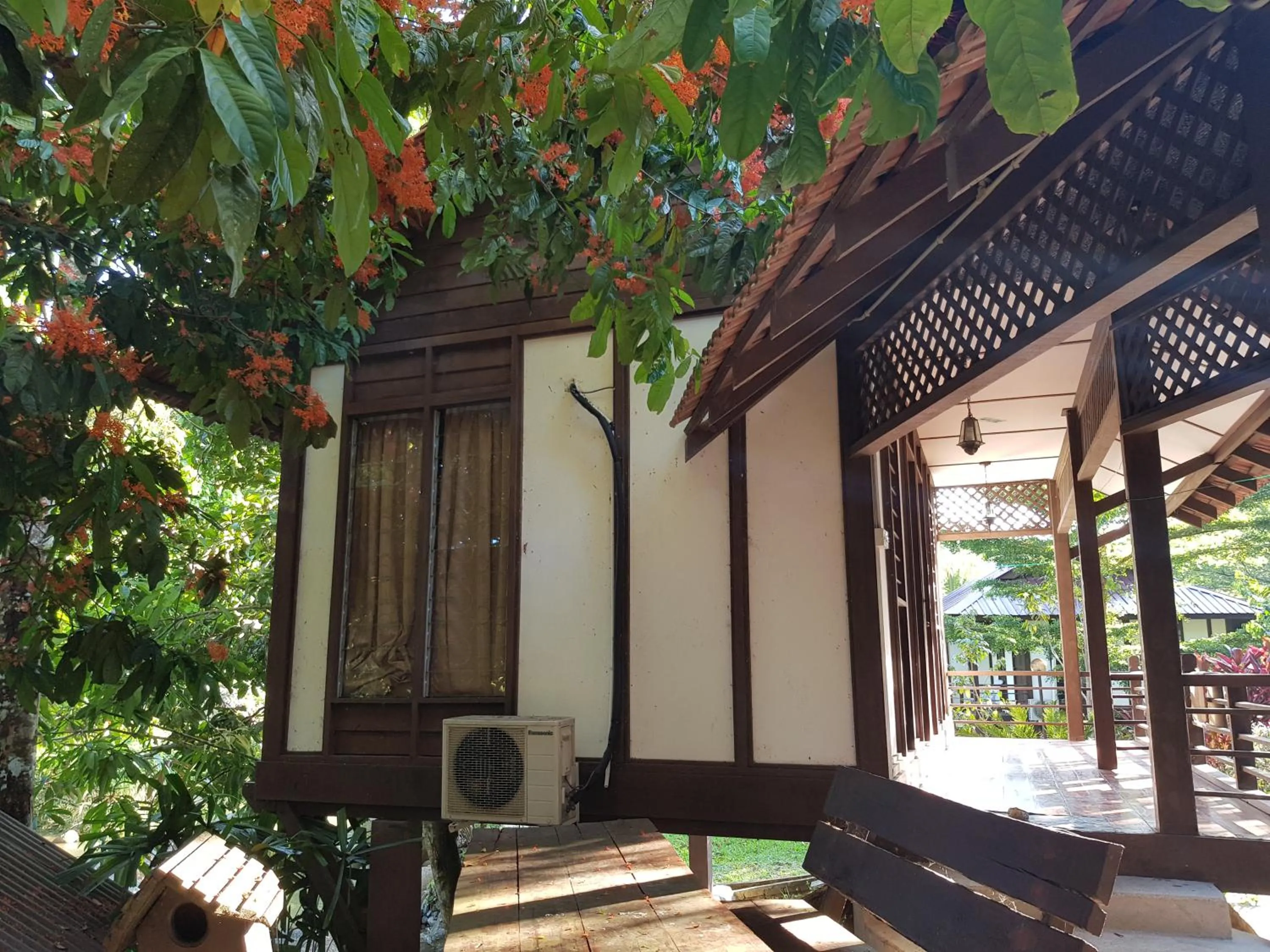 D'Impiana Riverview Chalet # Lenggong