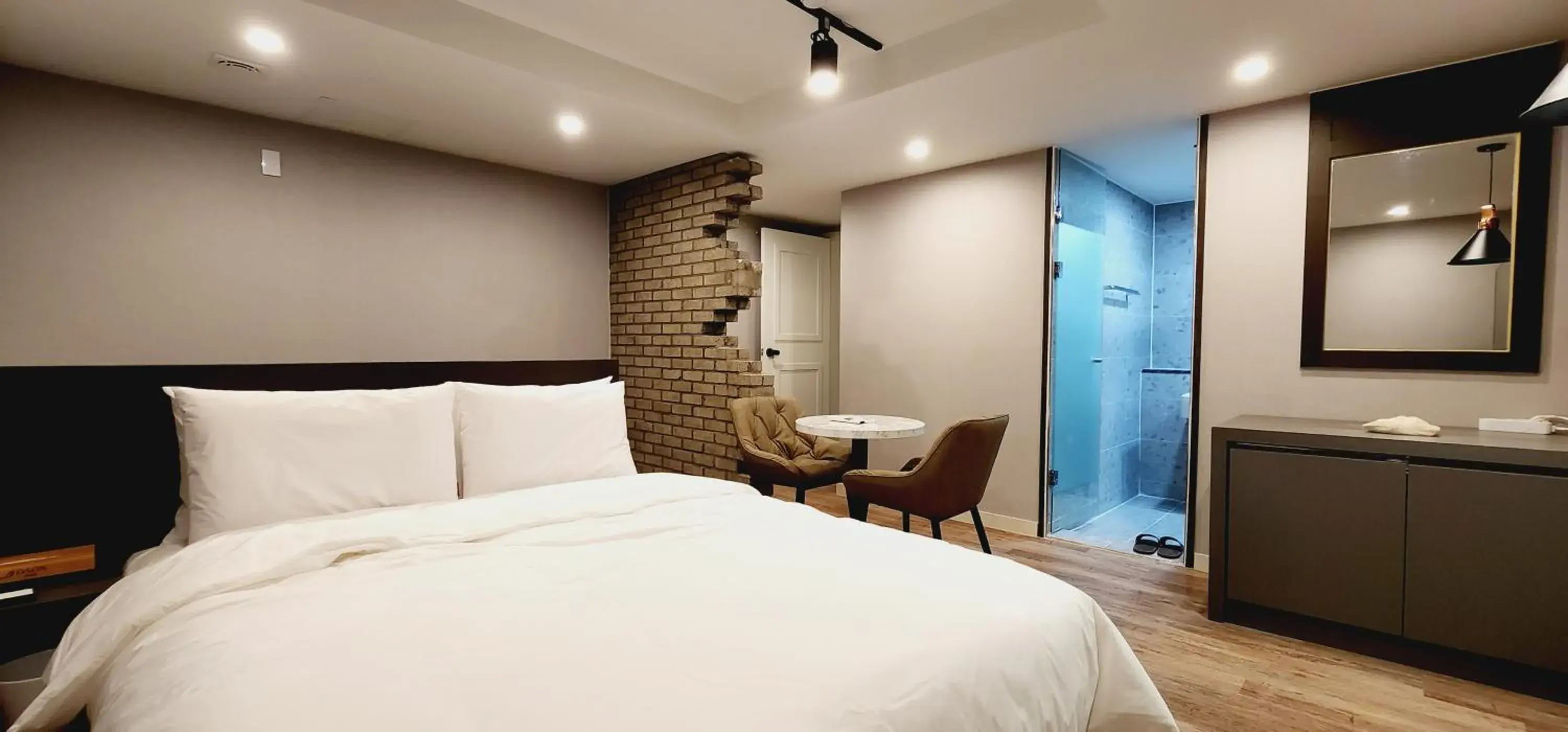 Deluxe Double Room in Daon Hotel Gimhae Injae Deluxe Double Room in Daon Hotel Gimhae Injae