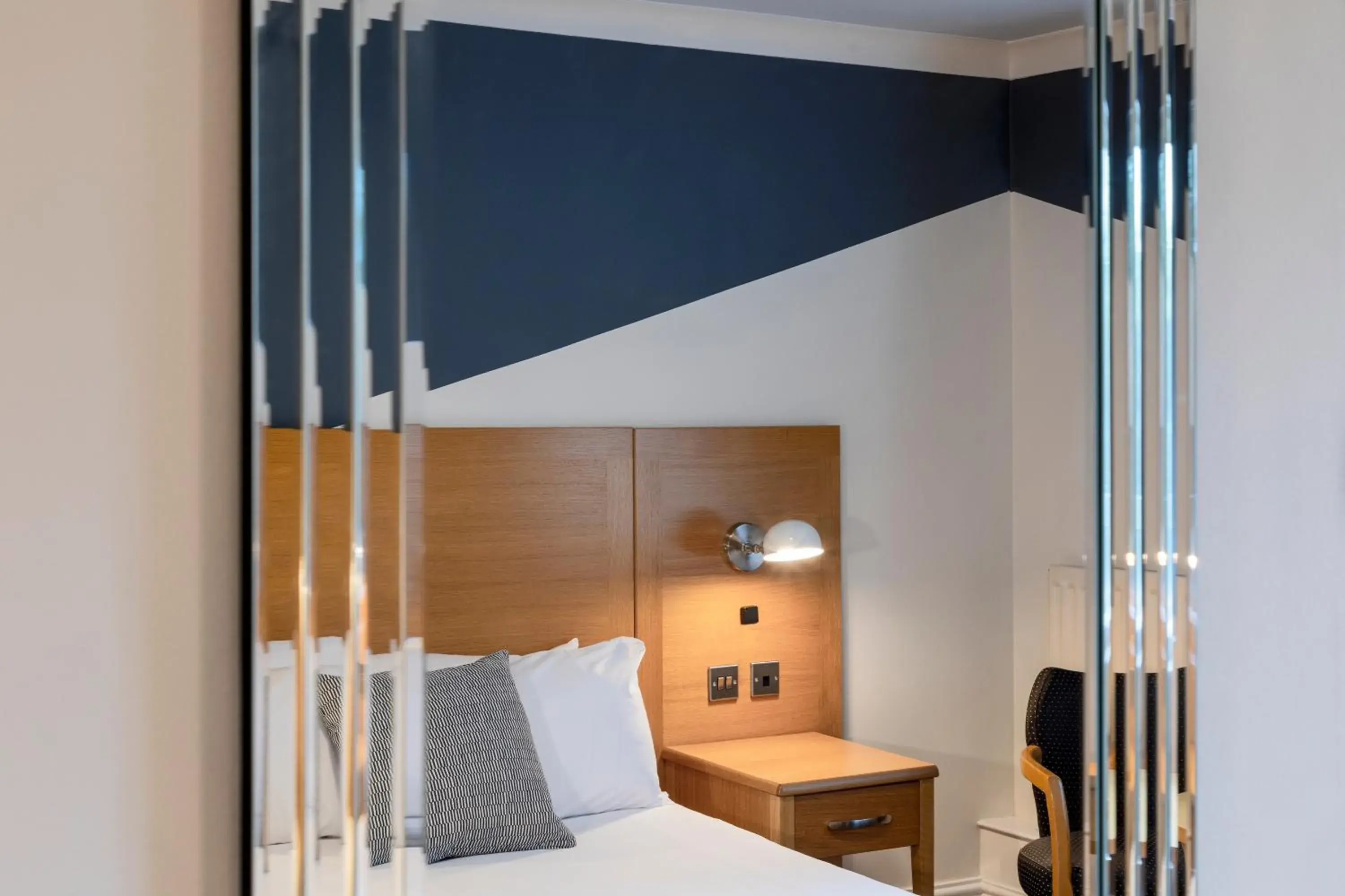 Signature Room in Weetwood Hall Estate Signature Room in Weetwood Hall Estate