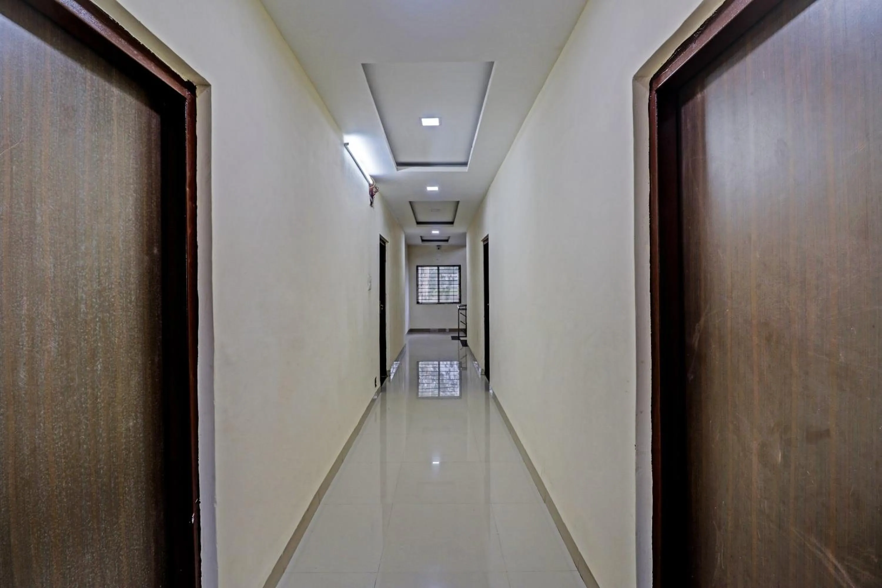 Lobby or reception in HOTEL O MIDWAY TREAT DHAR