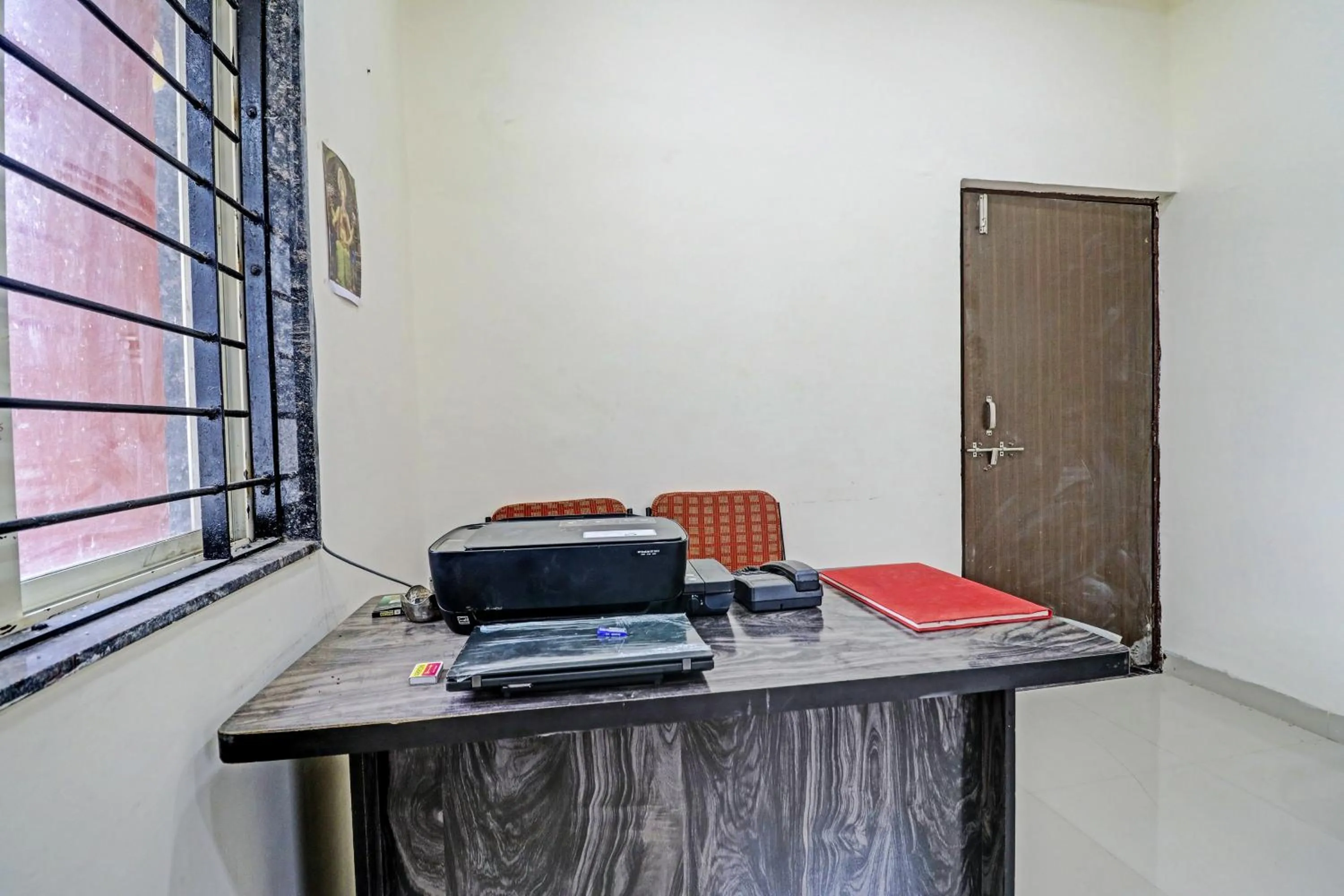 Lobby or reception in HOTEL O MIDWAY TREAT DHAR