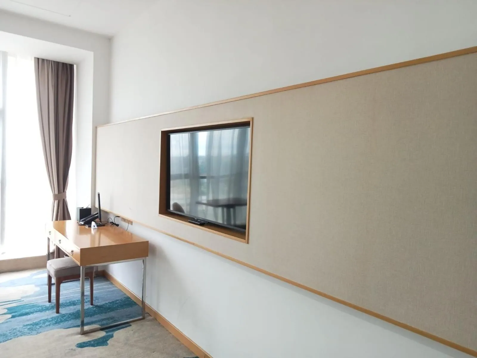 TV and multimedia in ST Vegas Hotel