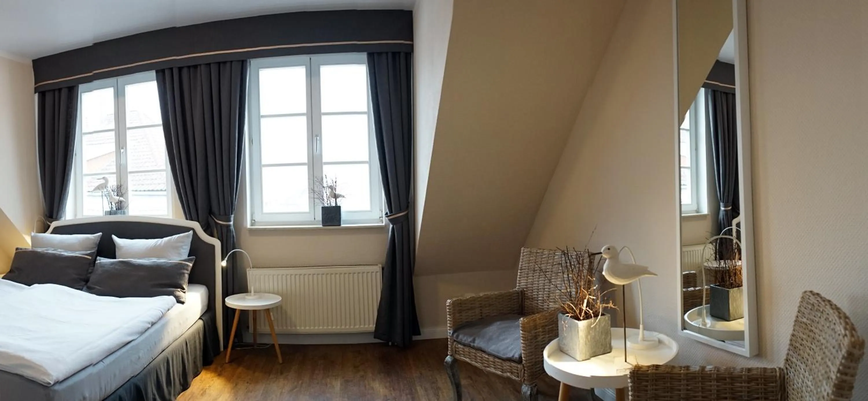 Photo of the whole room, Bed in Rein Klassik Hotel