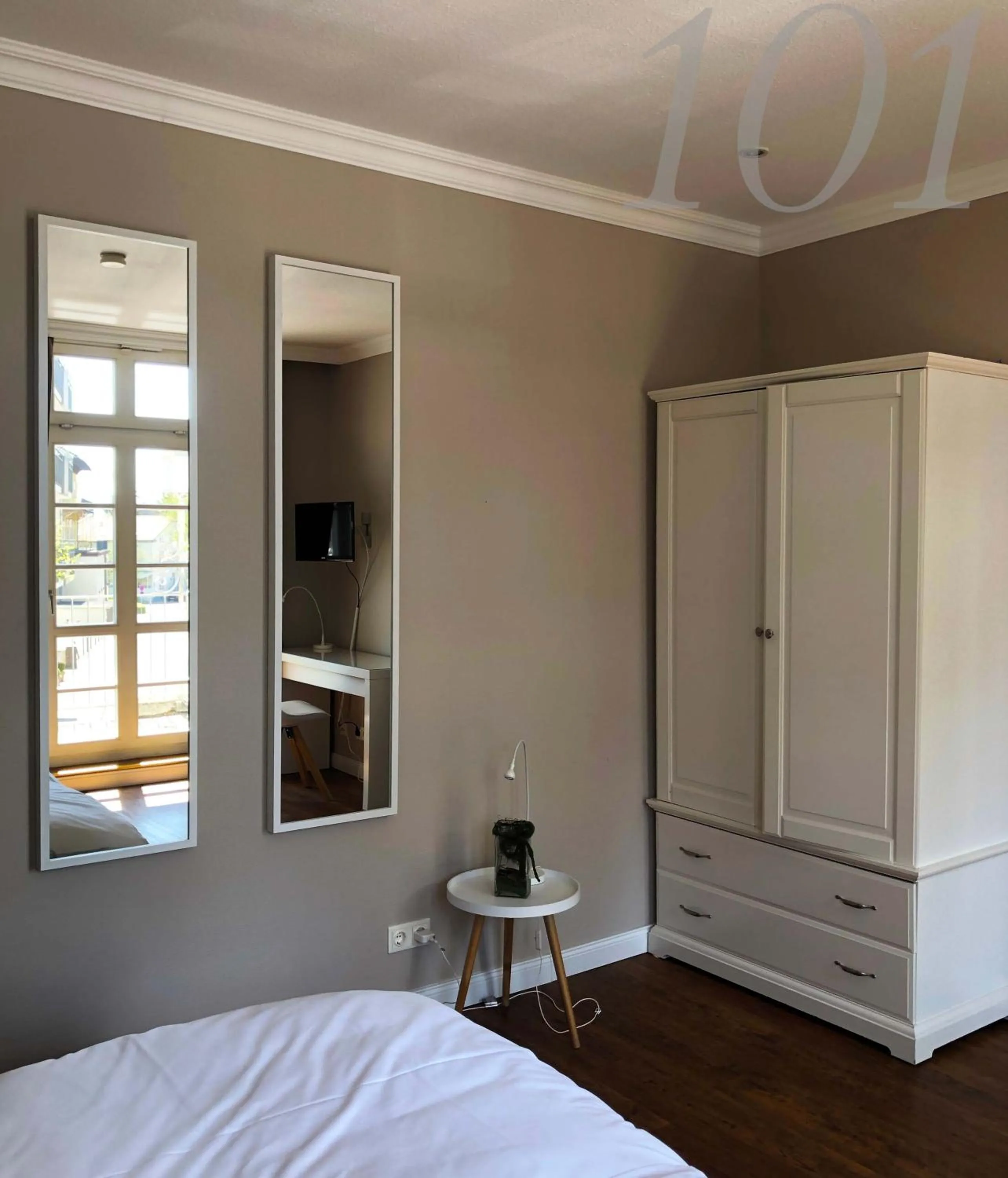 Photo of the whole room, Bed in Rein Klassik Hotel