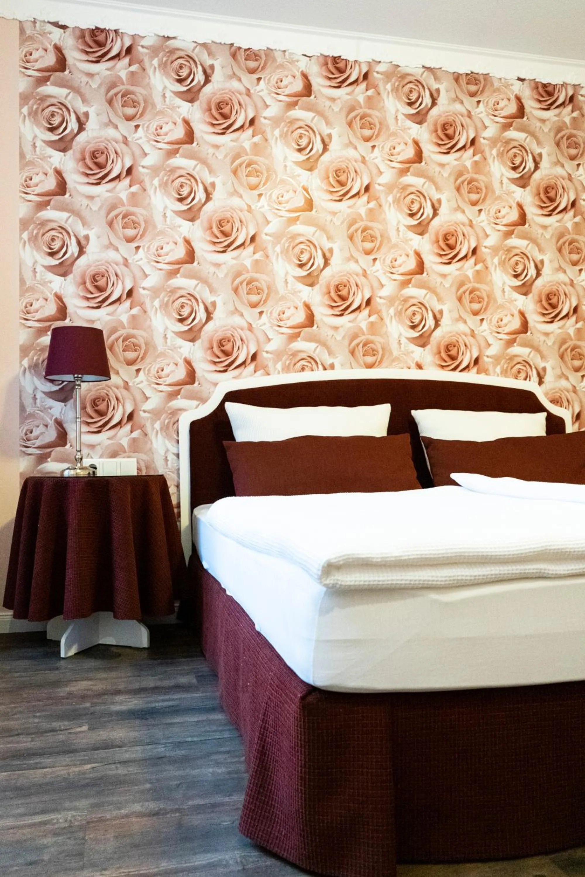 Photo of the whole room, Bed in Rein Klassik Hotel