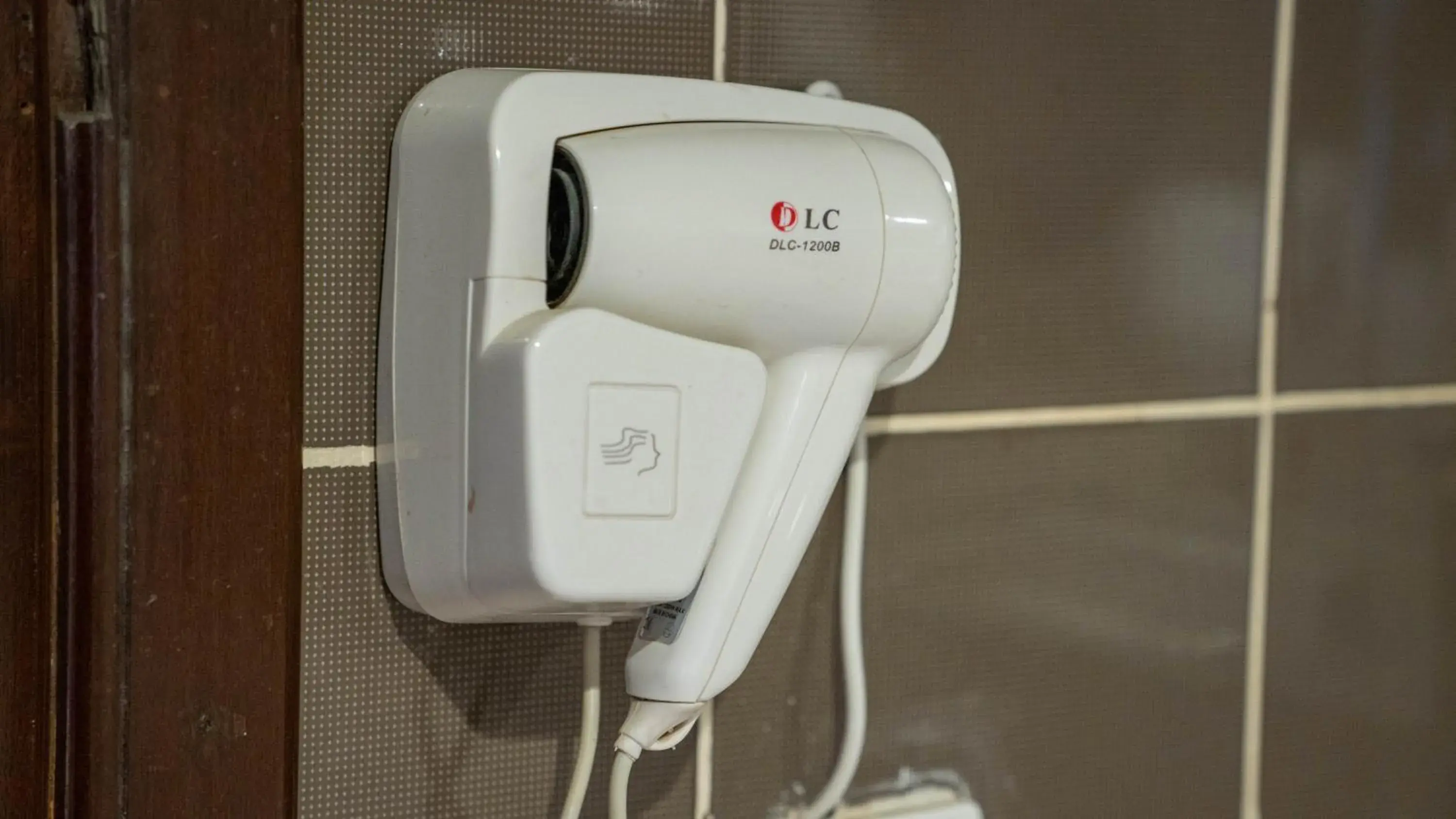 Quadruple Room with Private Bathroom in Al Barakah Mawaddah Hotel Quadruple Room with Private Bathroom in Al Barakah Mawaddah Hotel