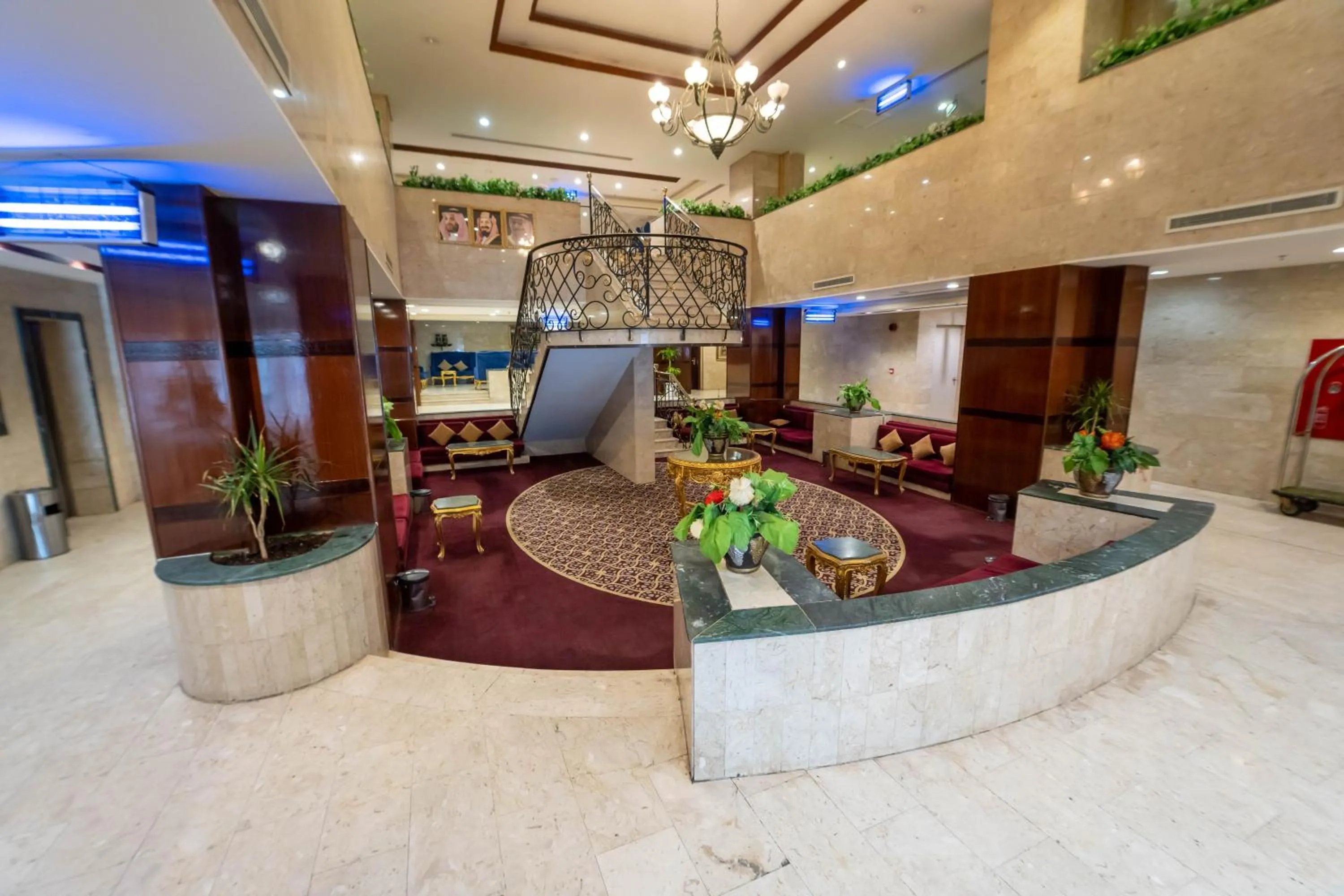 Seating area in Al Barakah Mawaddah Hotel