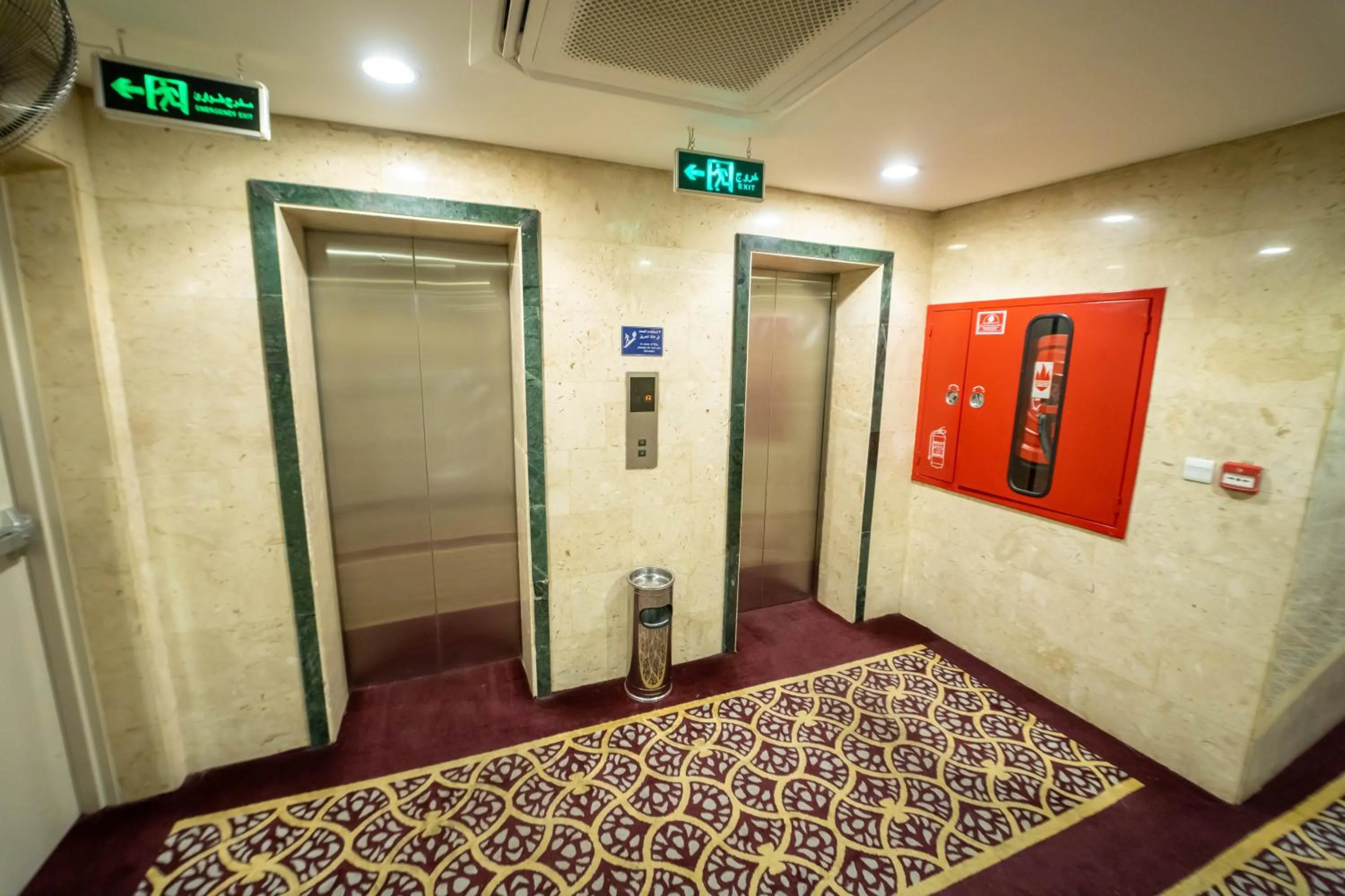 elevator in Al Barakah Mawaddah Hotel