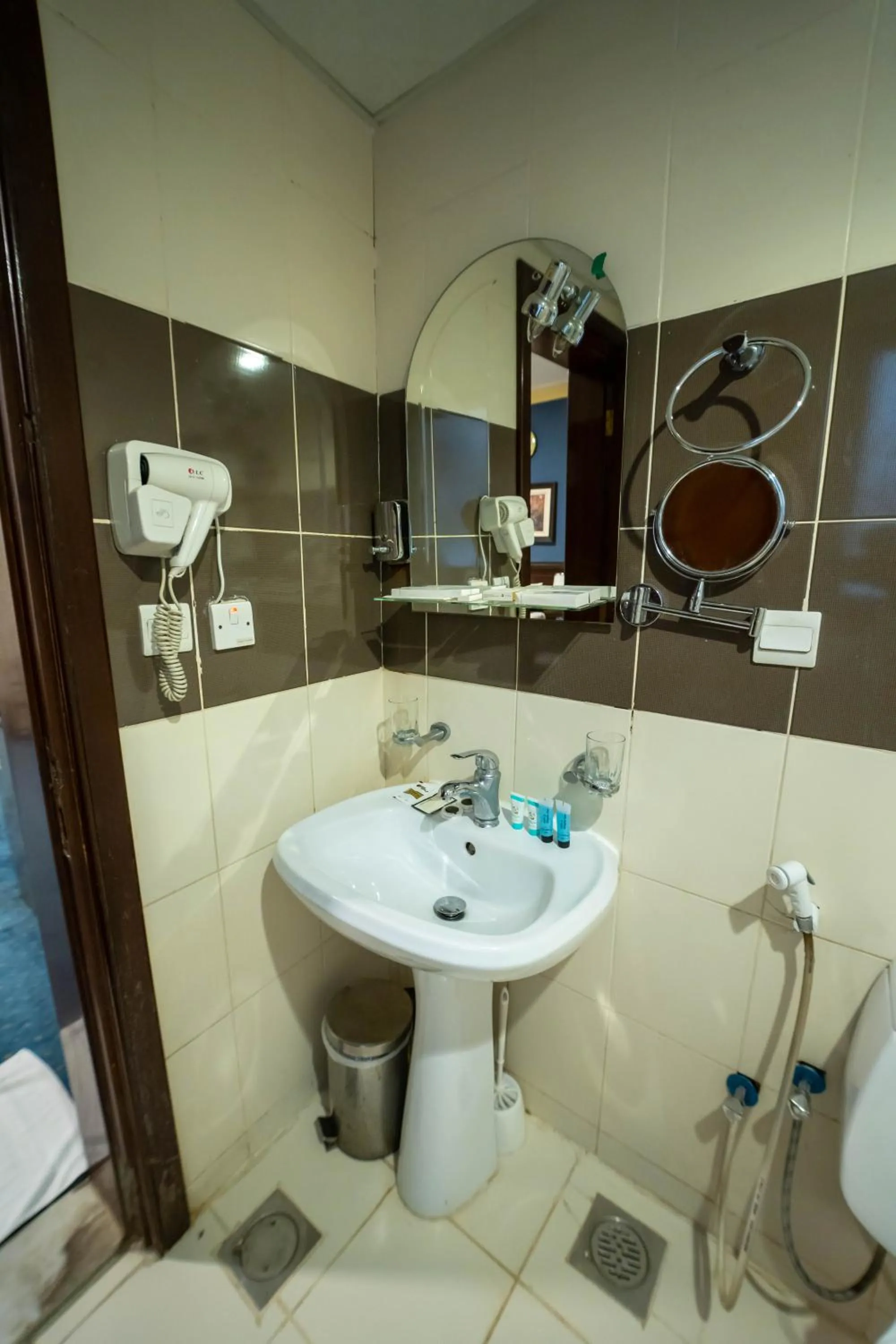 Toilet in Al Barakah Mawaddah Hotel