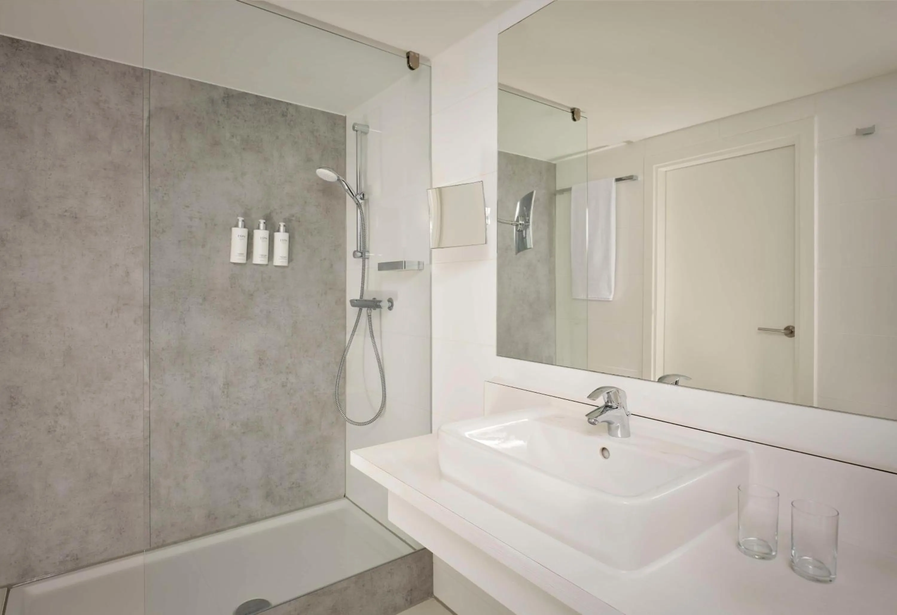 Bathroom in Park Plaza Eindhoven