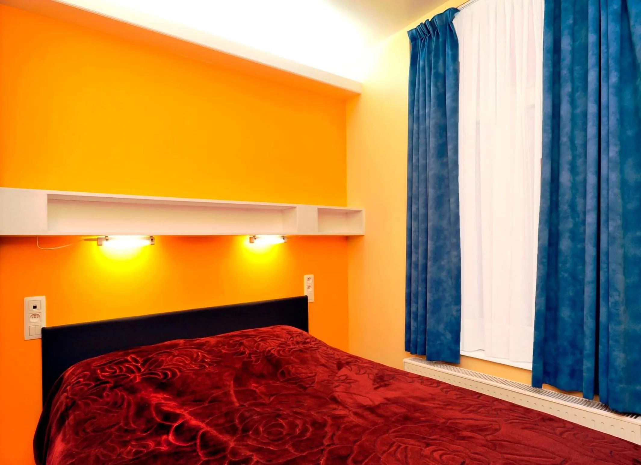 Bed in Hotel The Moon