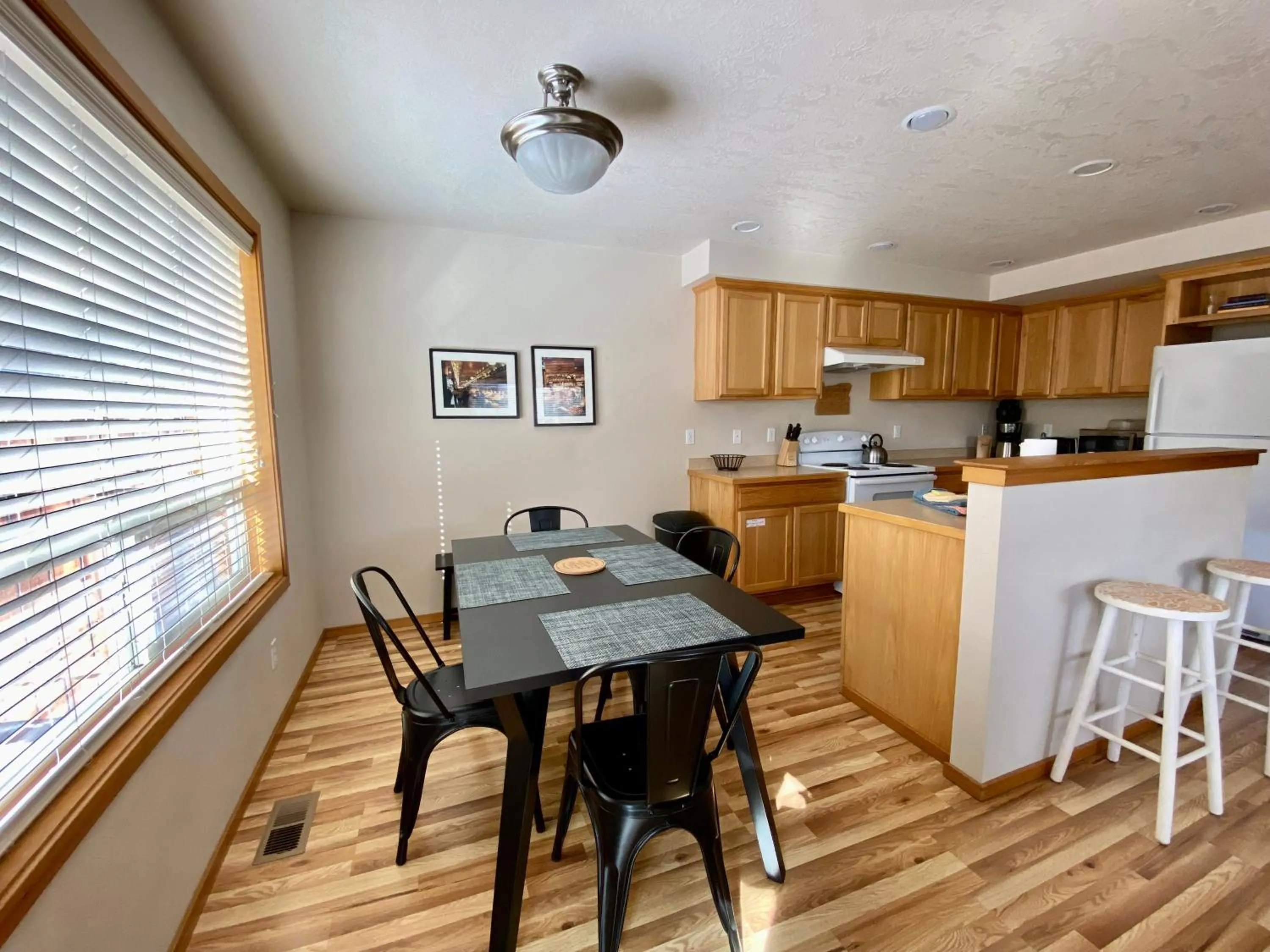 Property building in Three Peaks Retreat