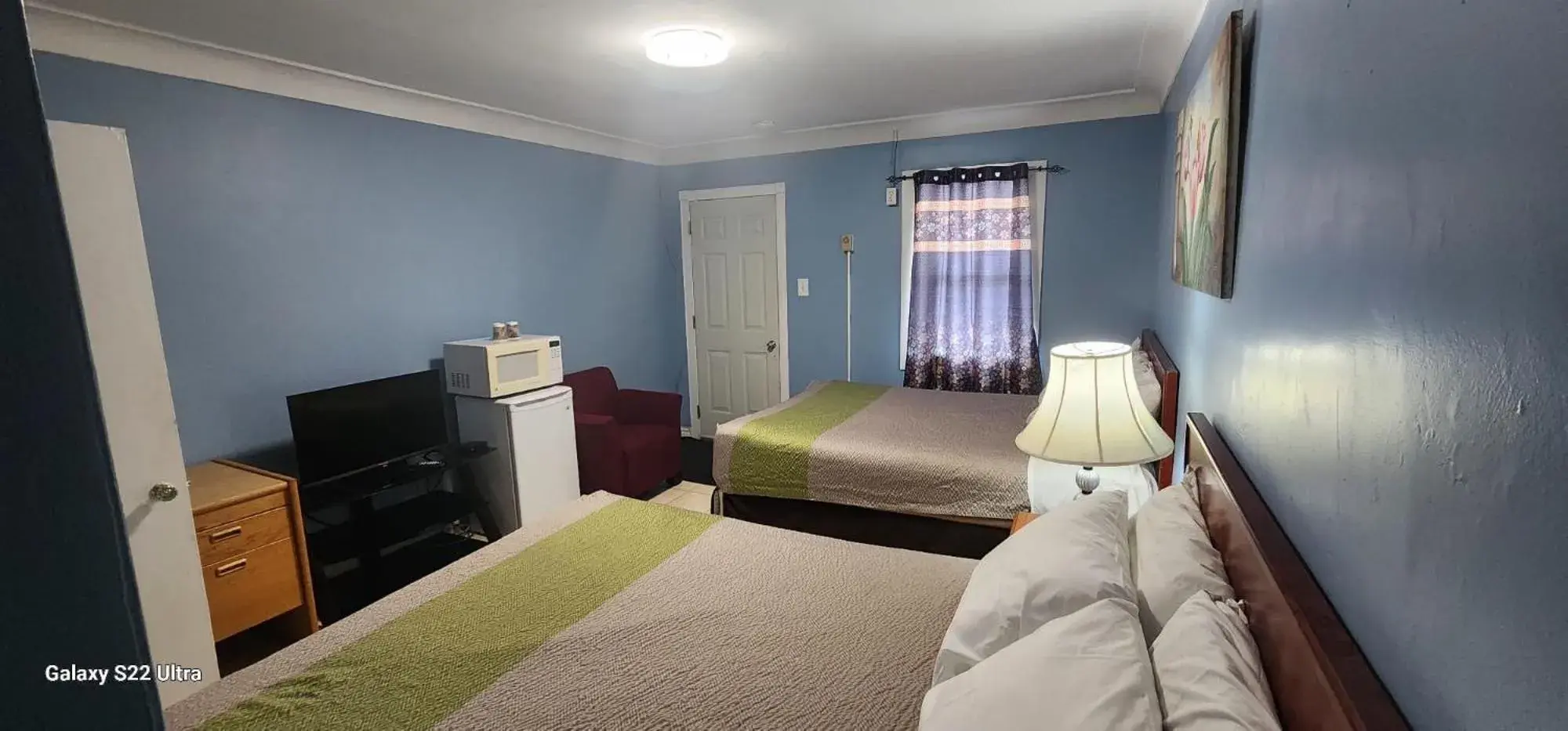 Double Room with Two Double Beds - Non-Smoking in Tulip Motel Double Room with Two Double Beds - Non-Smoking in Tulip Motel