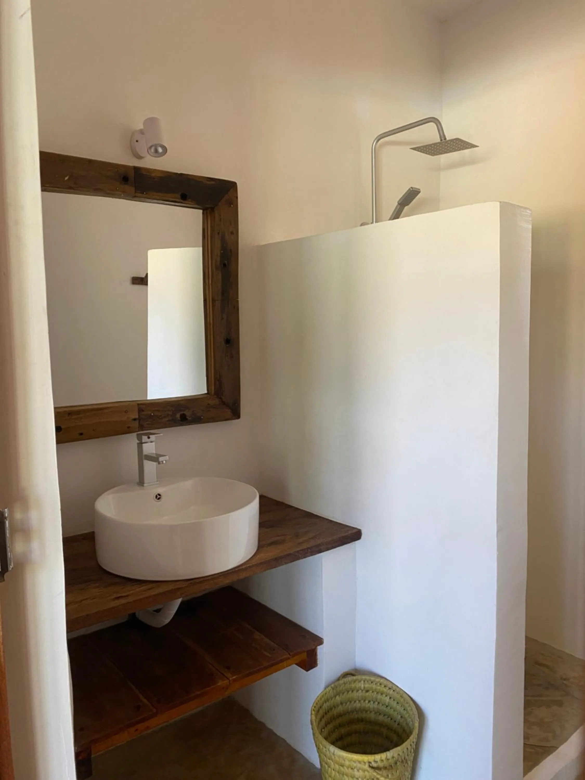 Bathroom in Baobab Africa Lodge Zanzibar