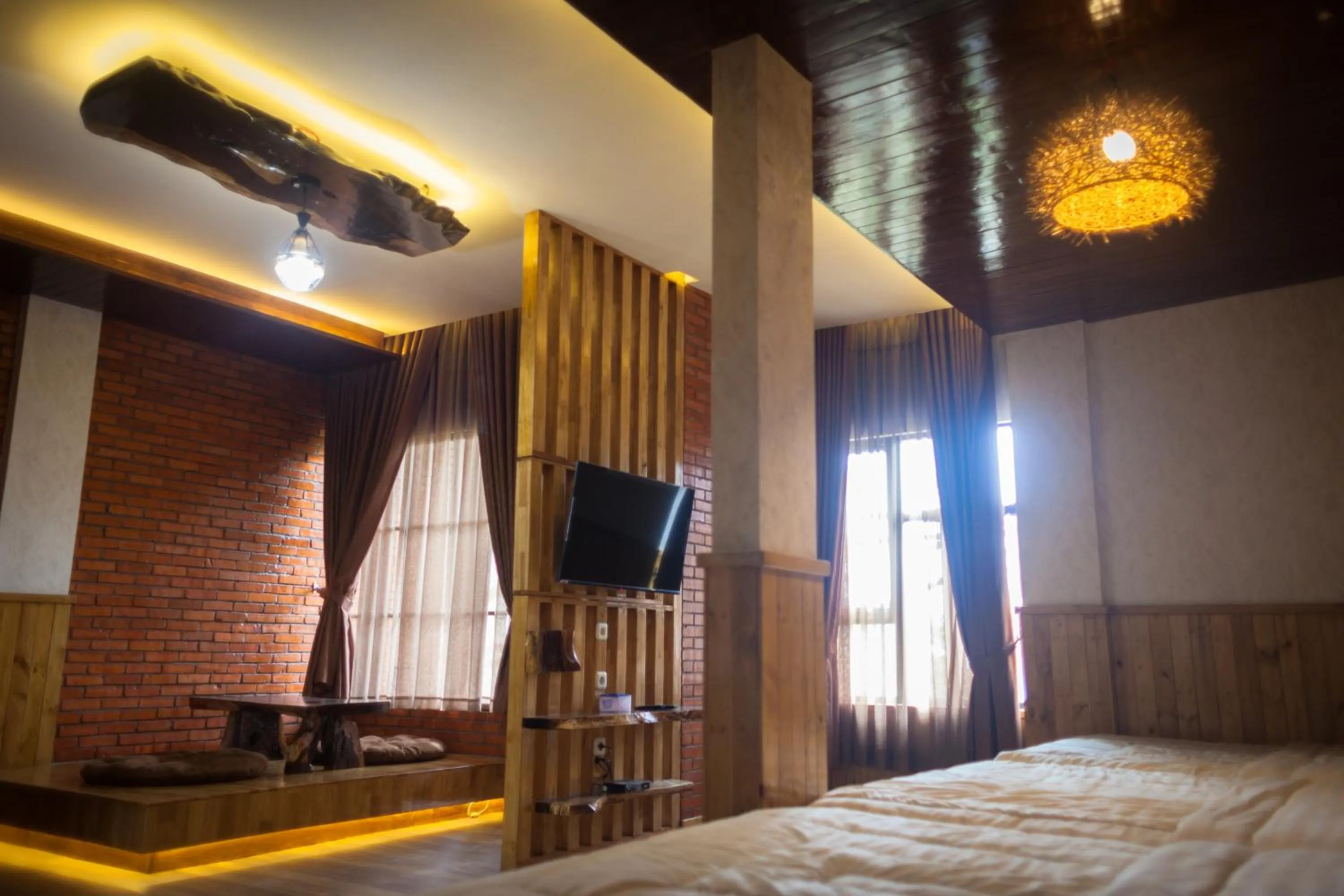 Bed in Pariban Hotel