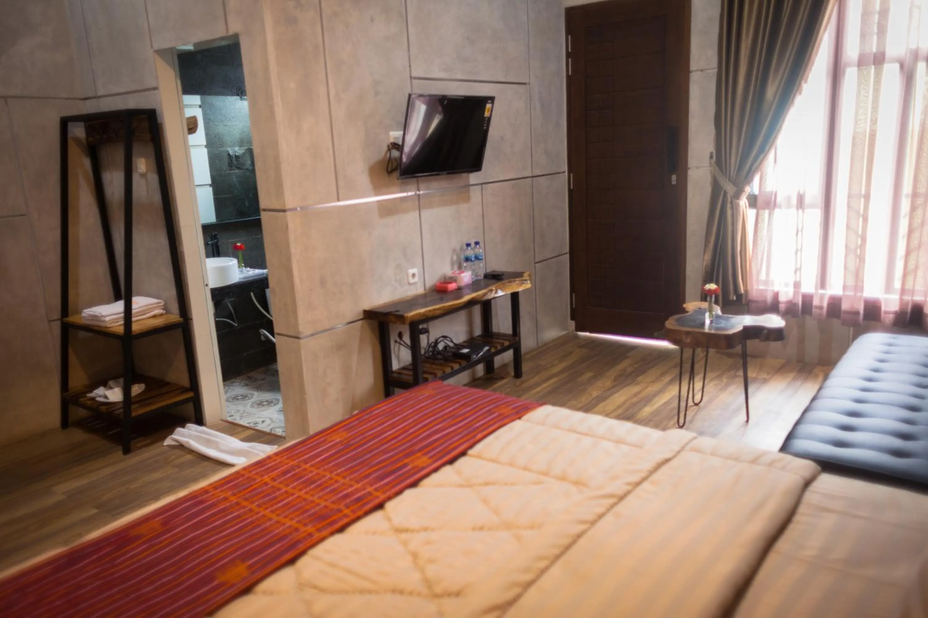 Bed in Pariban Hotel