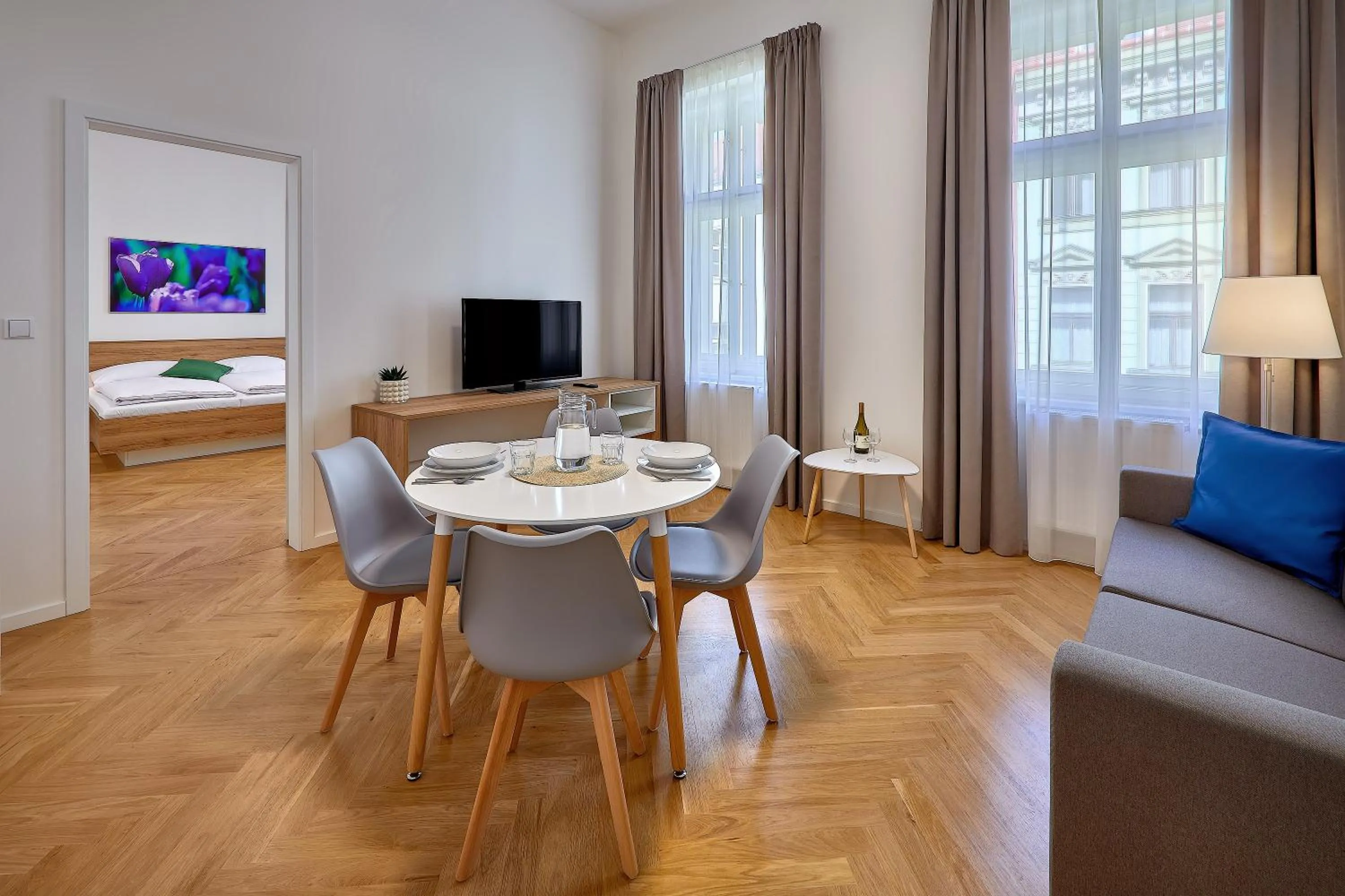 Bed in DownTown Suites Rubesova