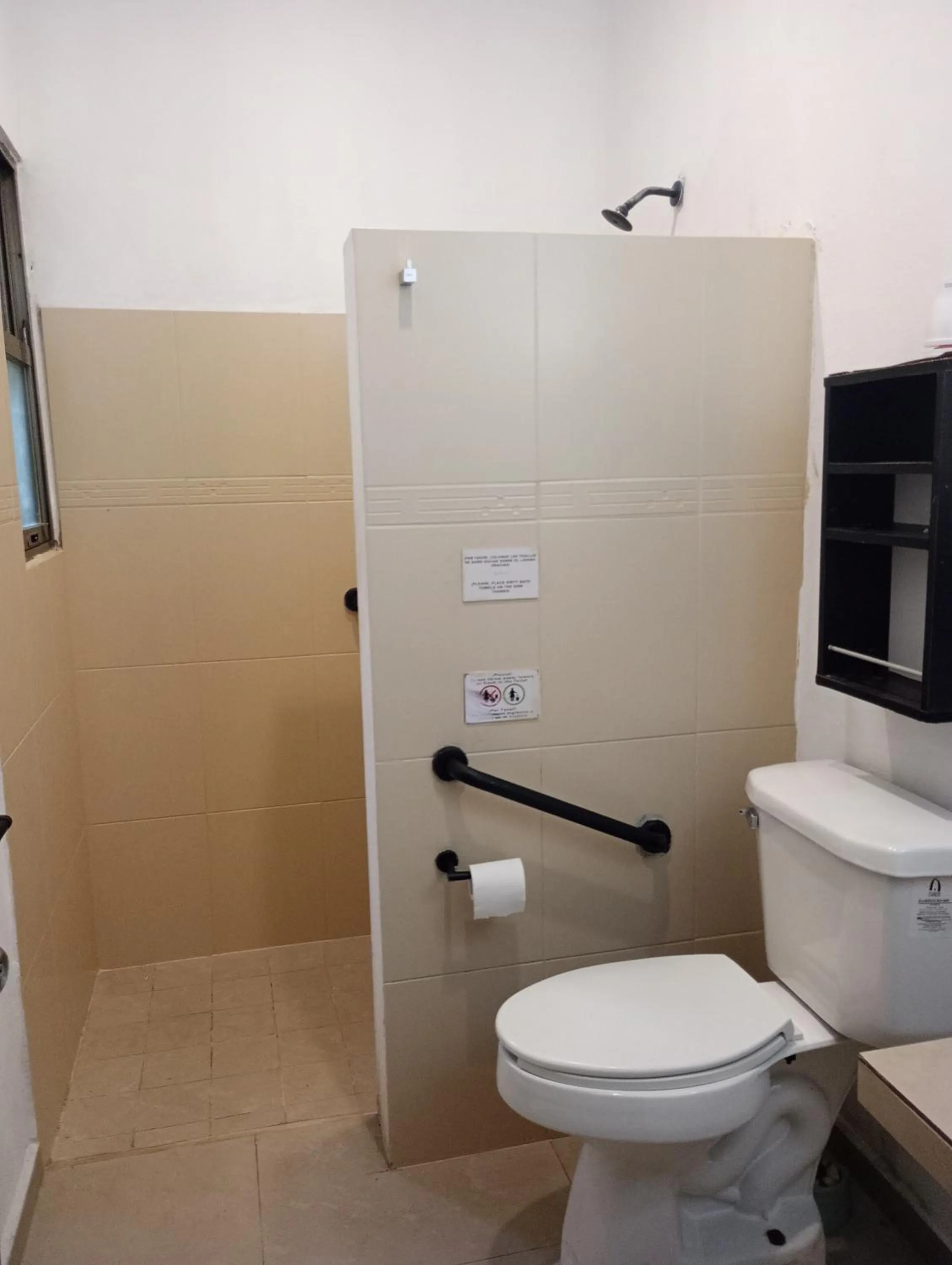 Bathroom in Villas Akalan