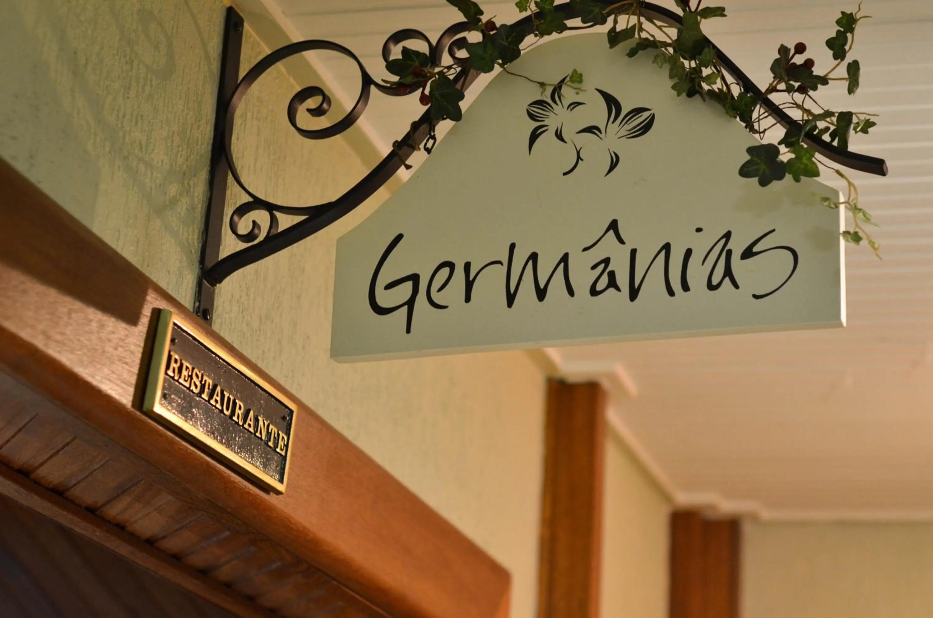 Property logo or sign in Germanias Blumen Hotel