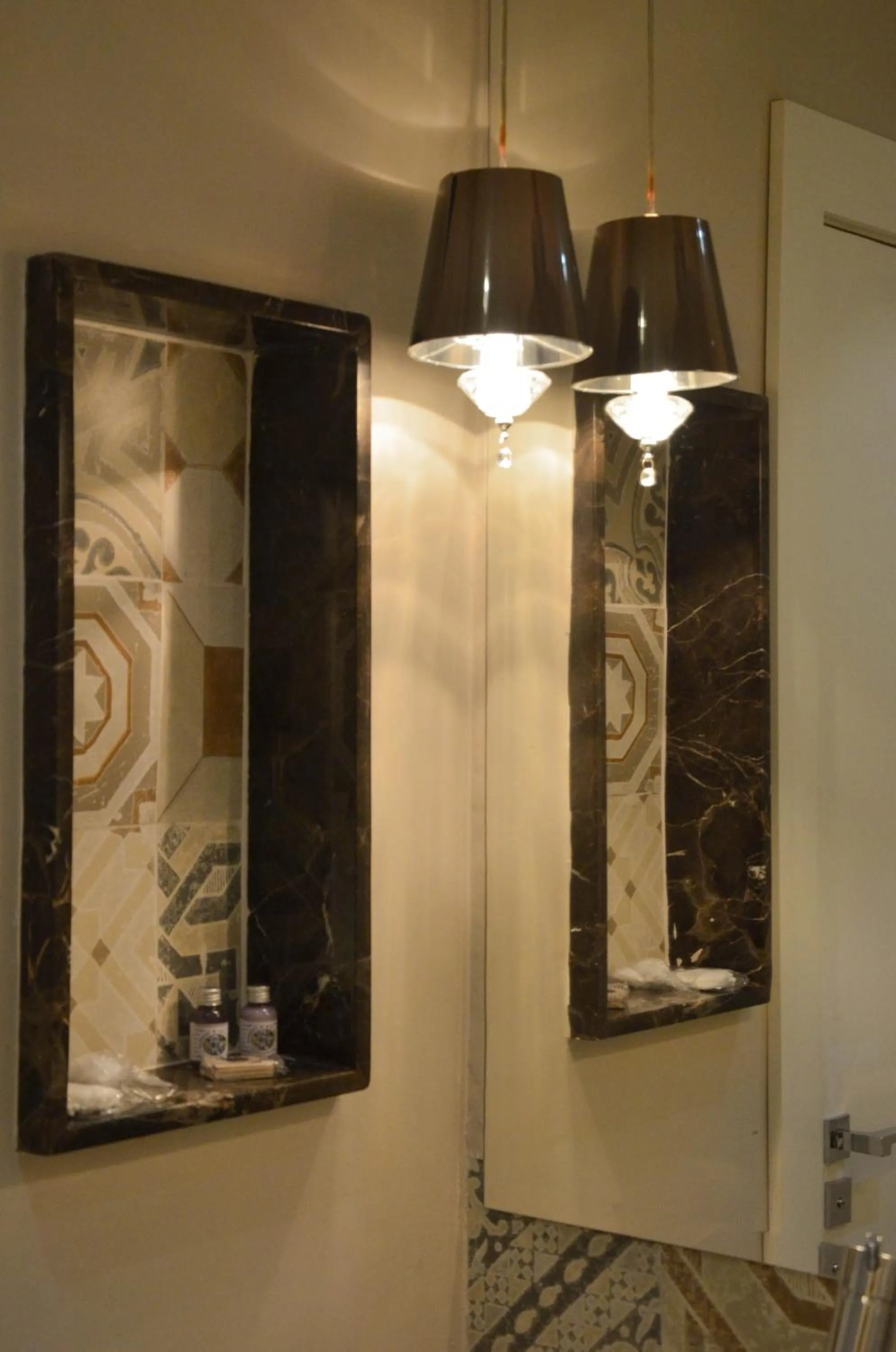 Decorative detail in Germanias Blumen Hotel