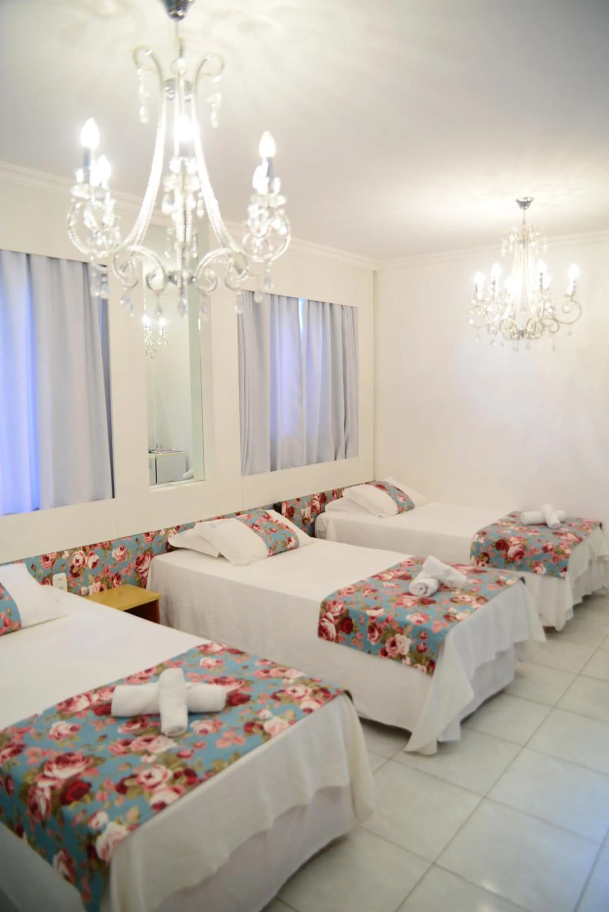 Bed in Germanias Blumen Hotel