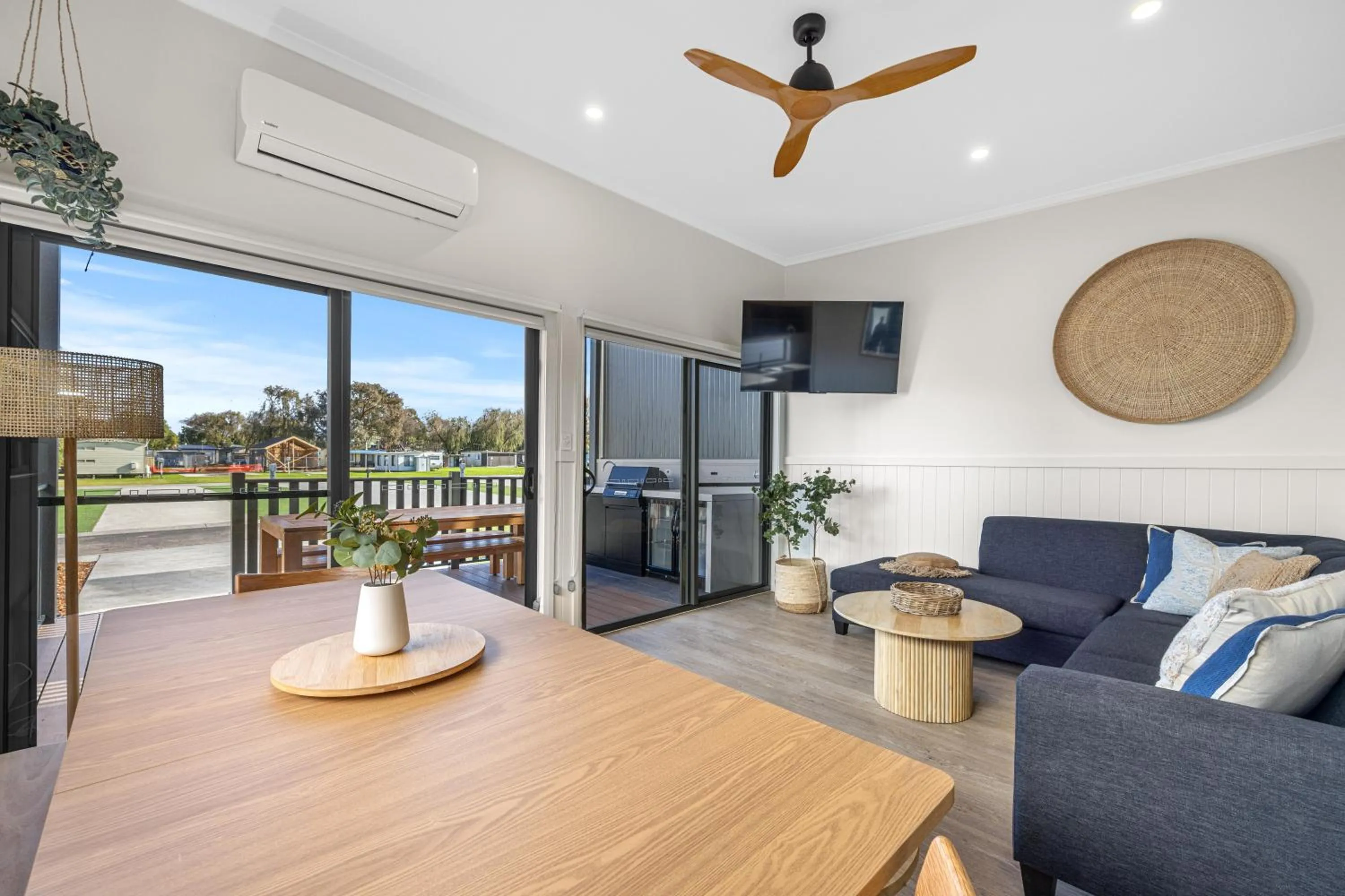 Dining area in BIG4 Ingenia Holidays Inverloch