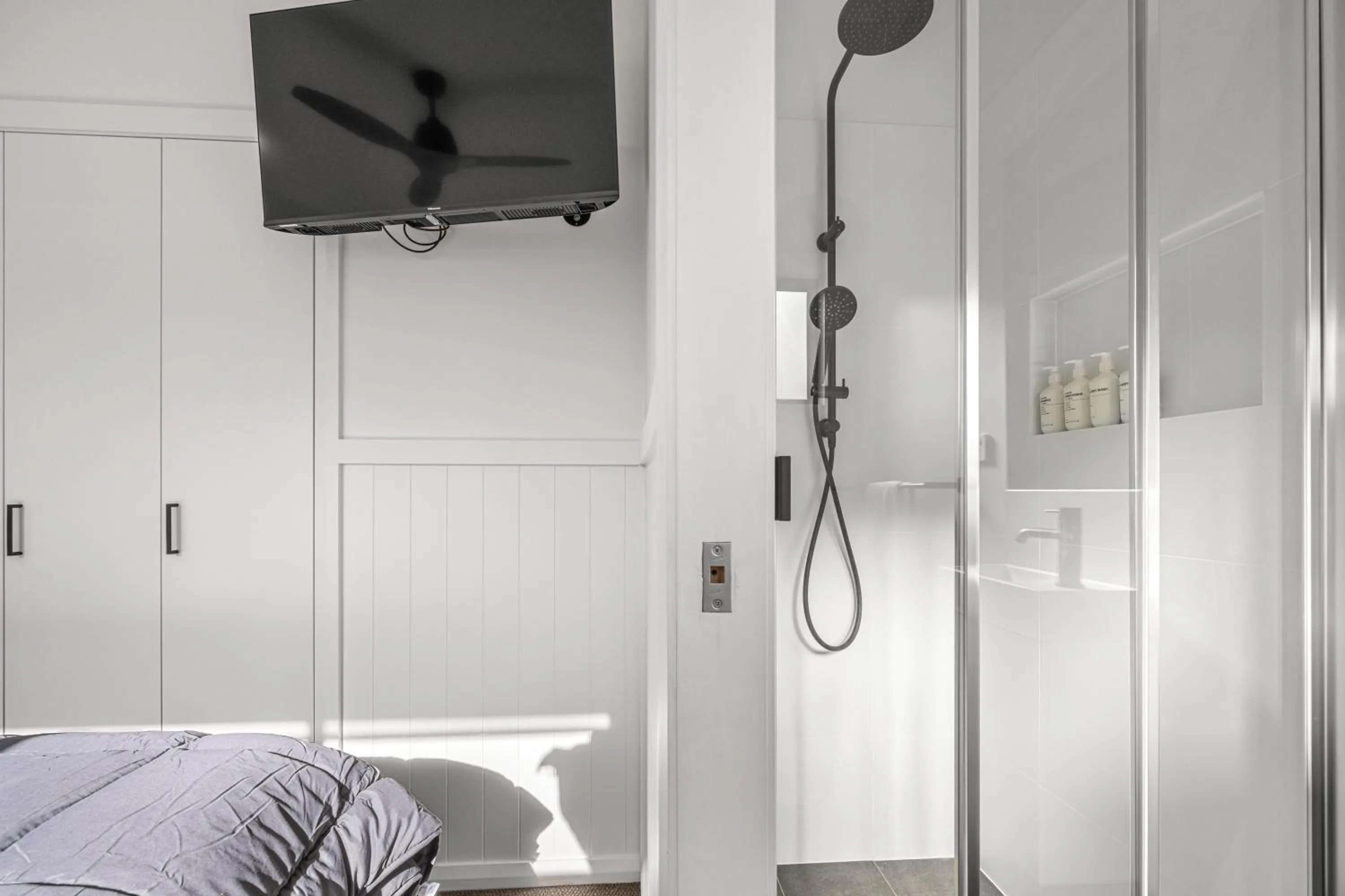 Bed in BIG4 Ingenia Holidays Inverloch