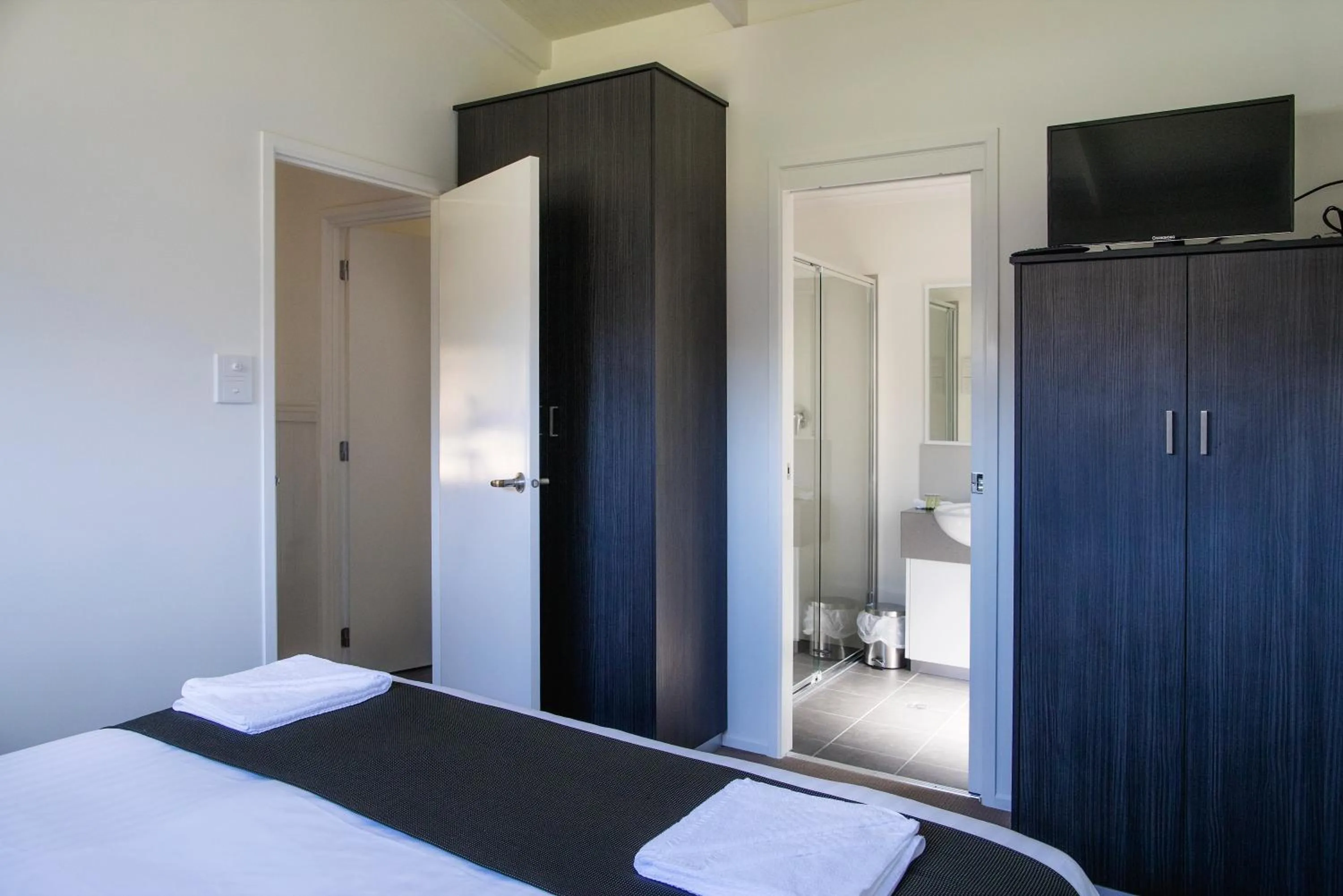 Bedroom, Bed in BIG4 Ingenia Holidays Inverloch