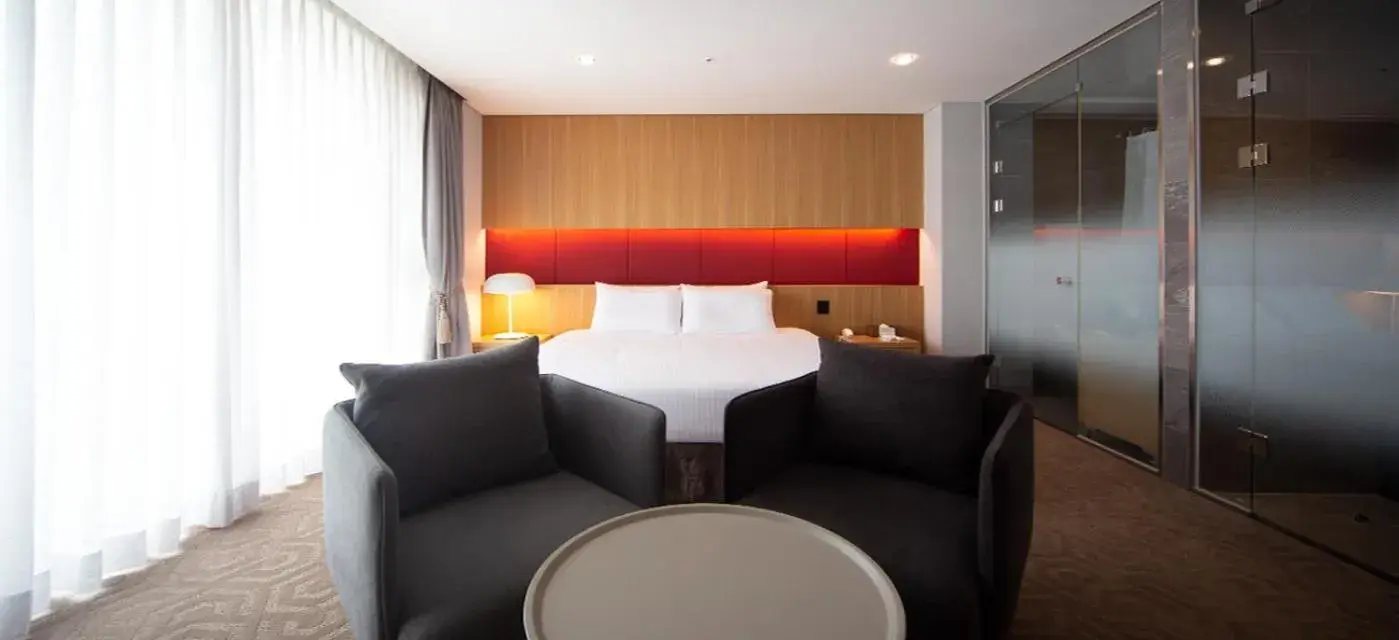 Deluxe Double Room in Ulsan City Hotel Deluxe Double Room in Ulsan City Hotel