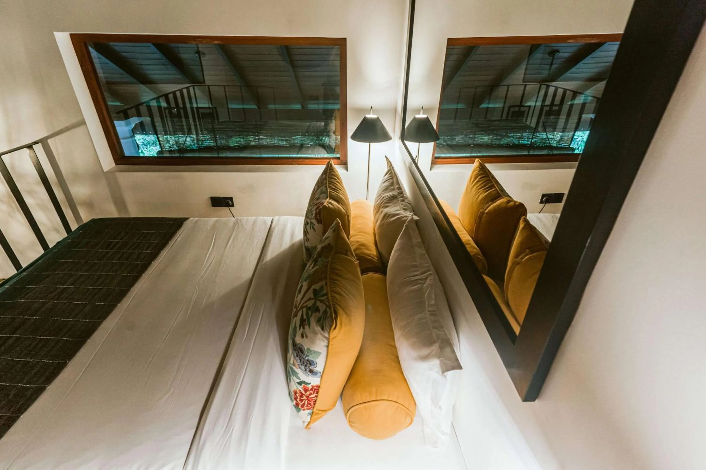 Bed in Eraeliya Villas & Gardens