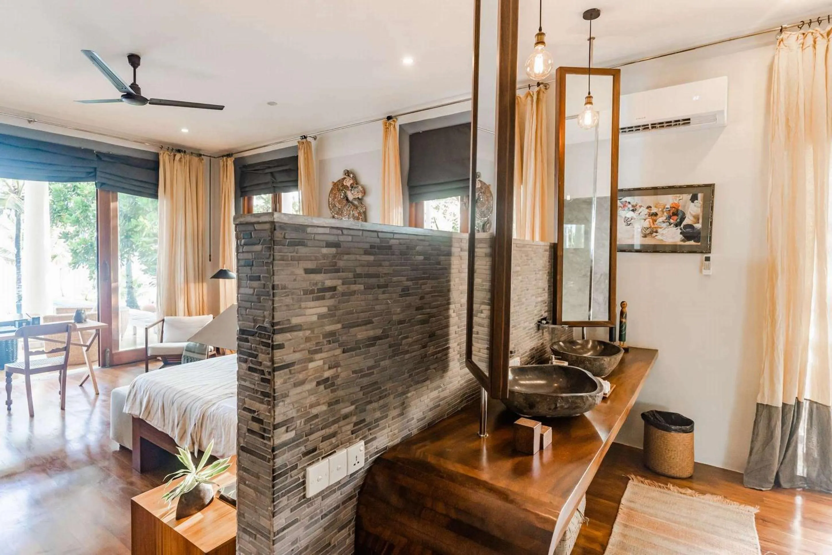 Bathroom in Eraeliya Villas & Gardens