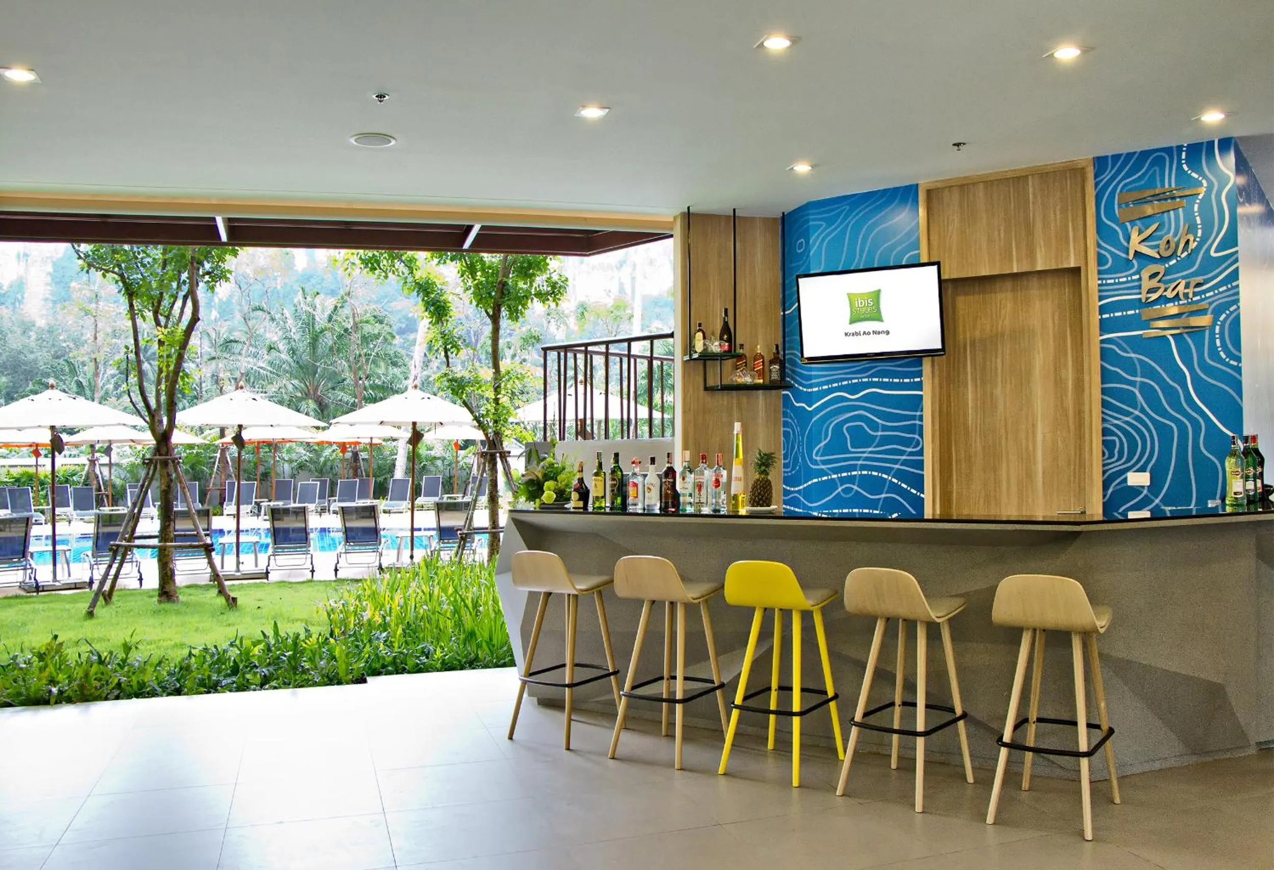Lounge or bar in ibis Styles Krabi Ao Nang