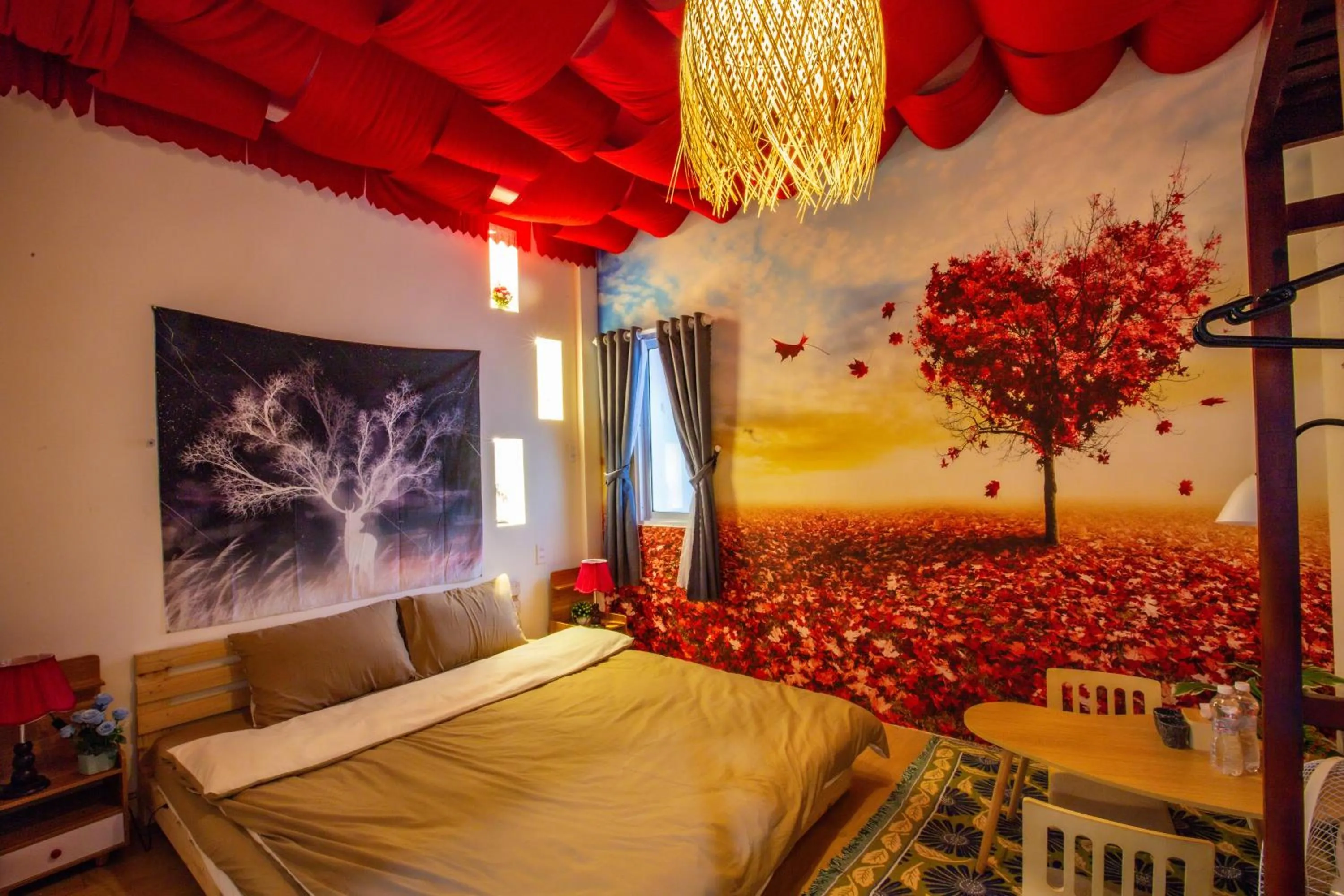 Photo of the whole room, Bed in De Vivre Homestay Măng Đen