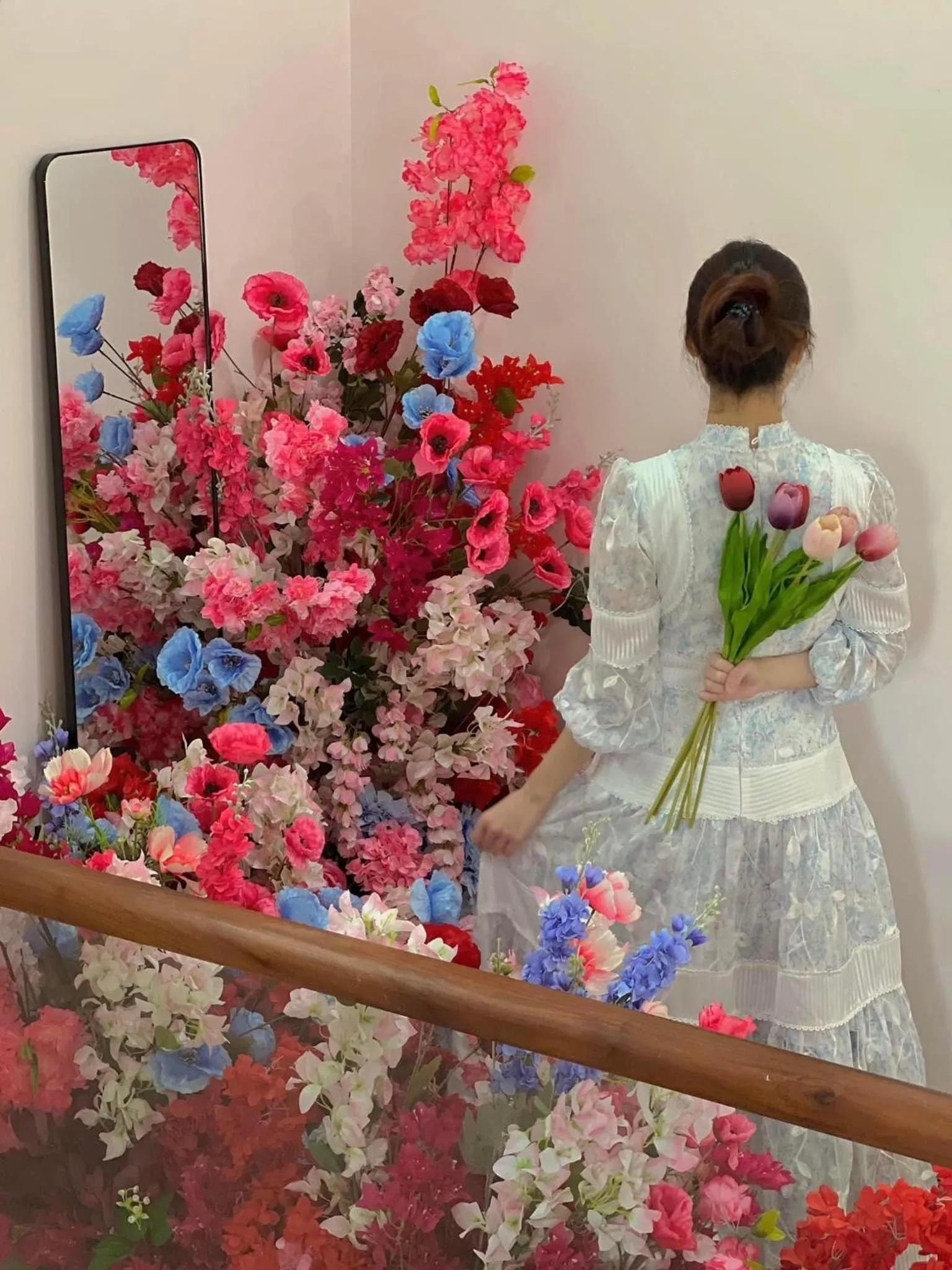 Decorative detail in De Vivre Homestay Măng Đen