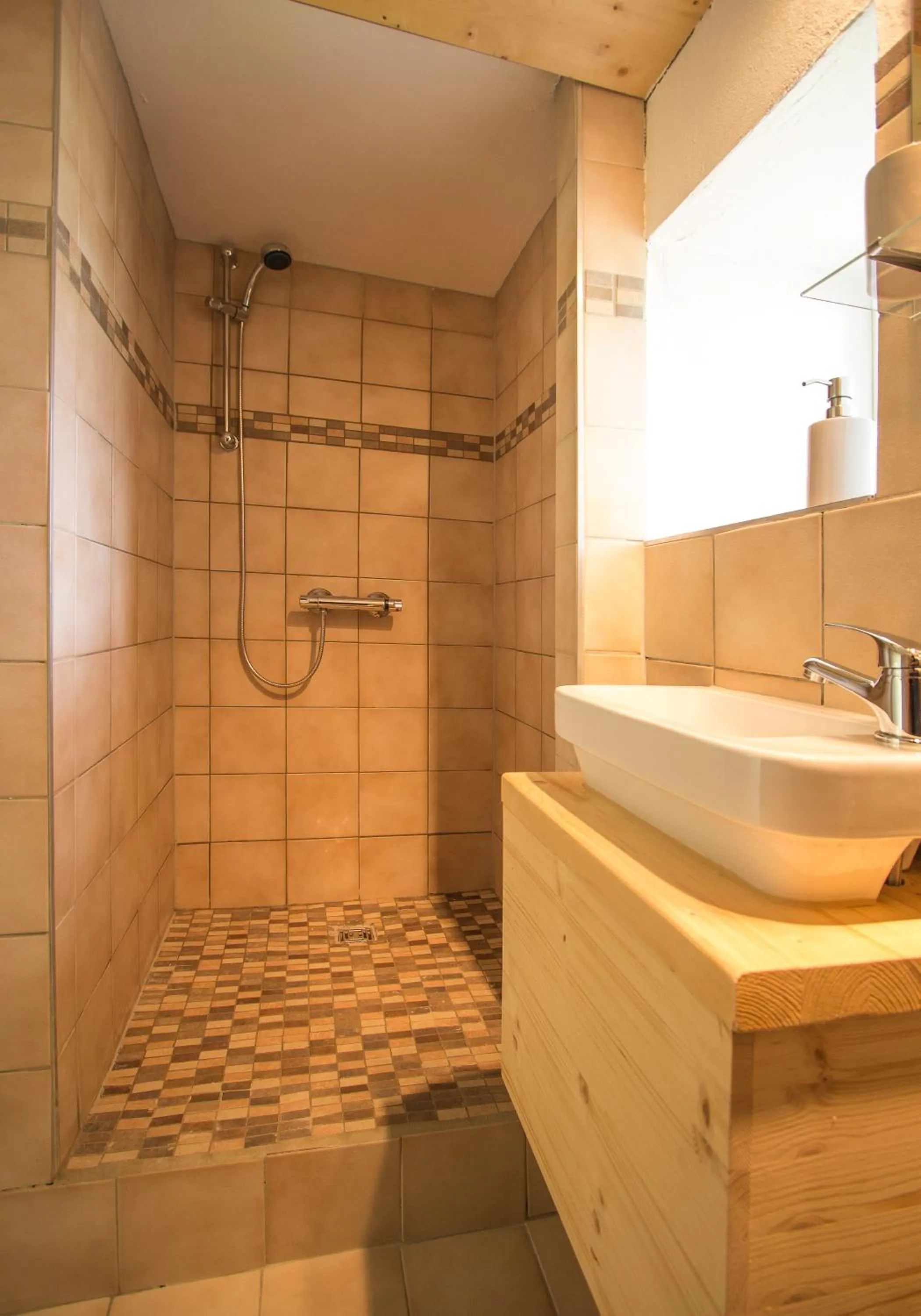 Bathroom in Aparthotel & Seminarhaus Wolkentor