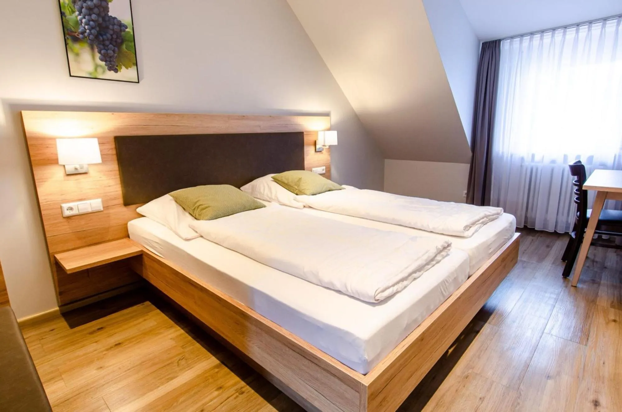 Property building, Bed in Appartements 'In Vino Veritas'