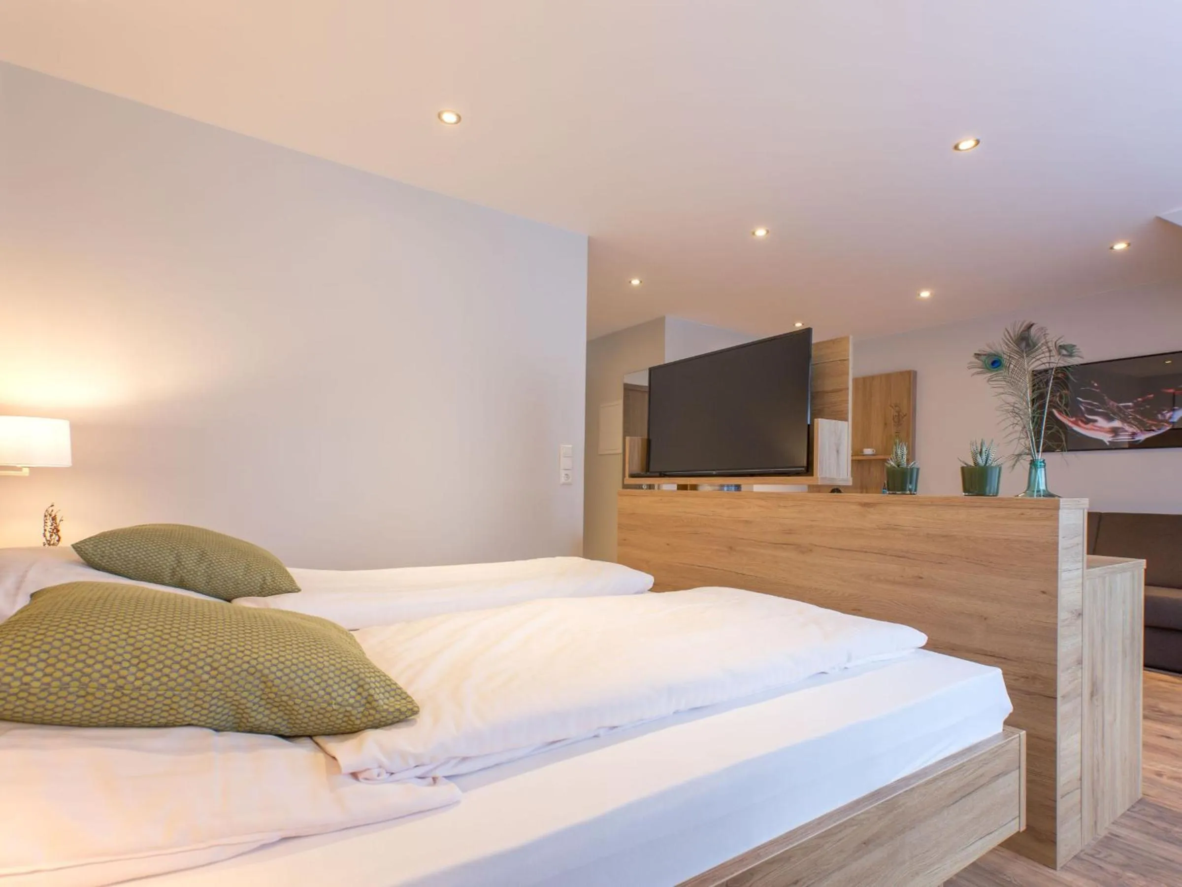 Living room, Bed in Appartements 'In Vino Veritas'