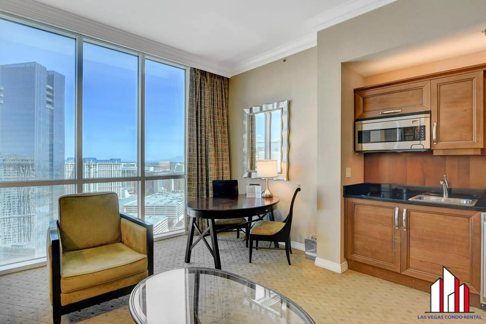 Signature 2Br3Ba F1 View Balcony Ste 34-819 and 21