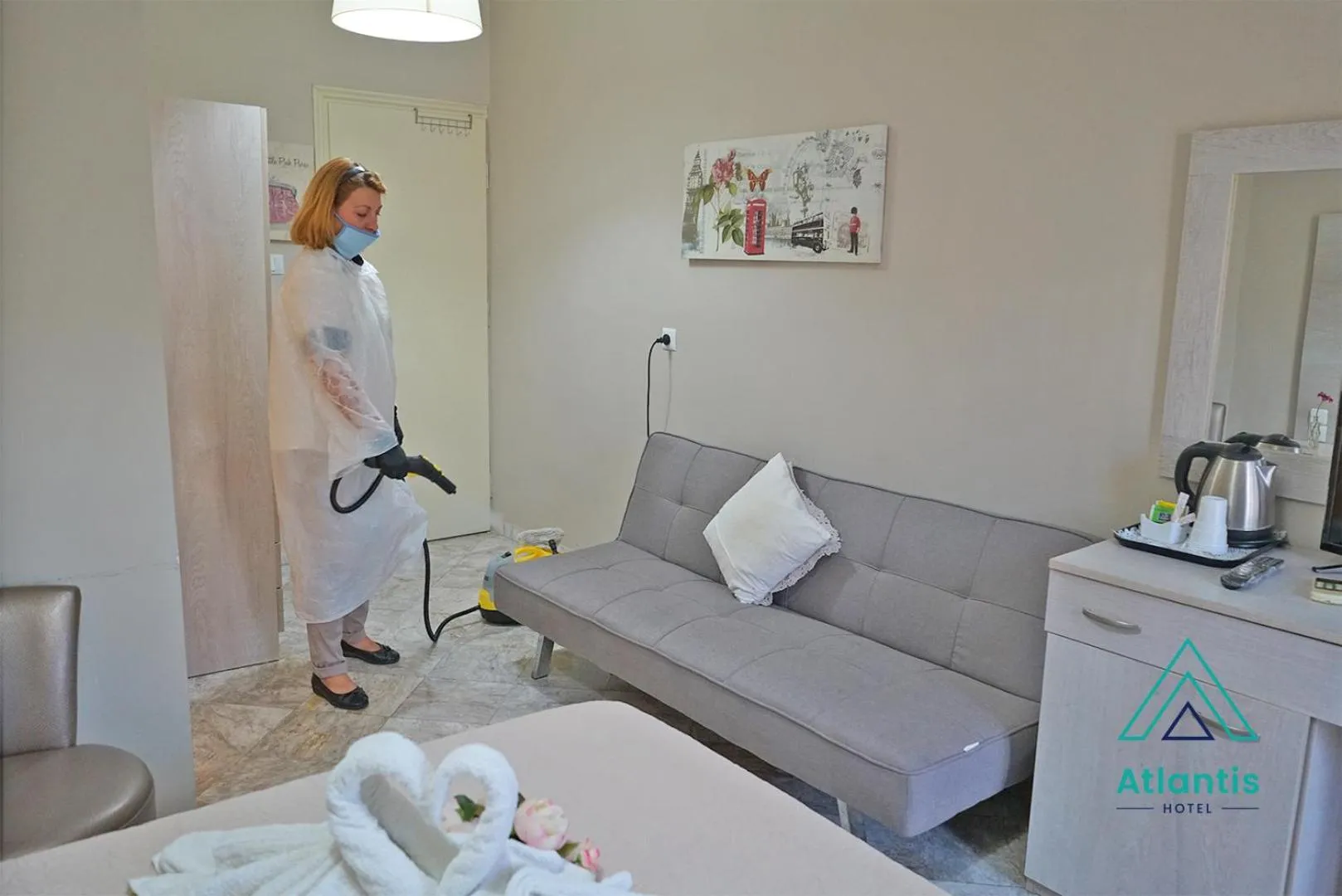 Staff in Hotel Atlantis